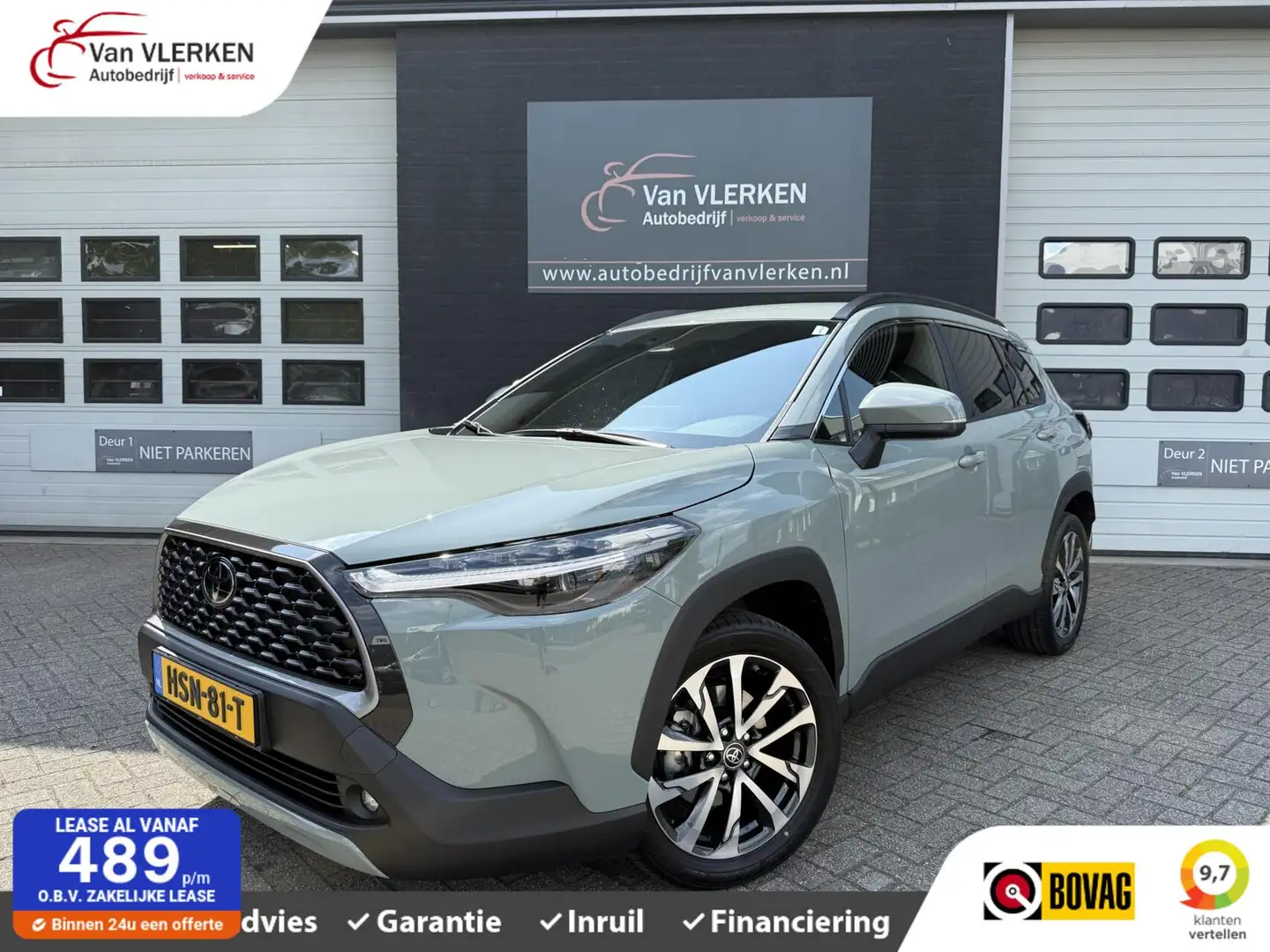 Toyota Corolla Cross Hybrid 140 Dynamic ook in kleur zwart en blauw Verde - 1