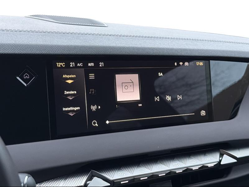 DS Automobiles DS 4 ETOILE HYBRID 136 — photo 15