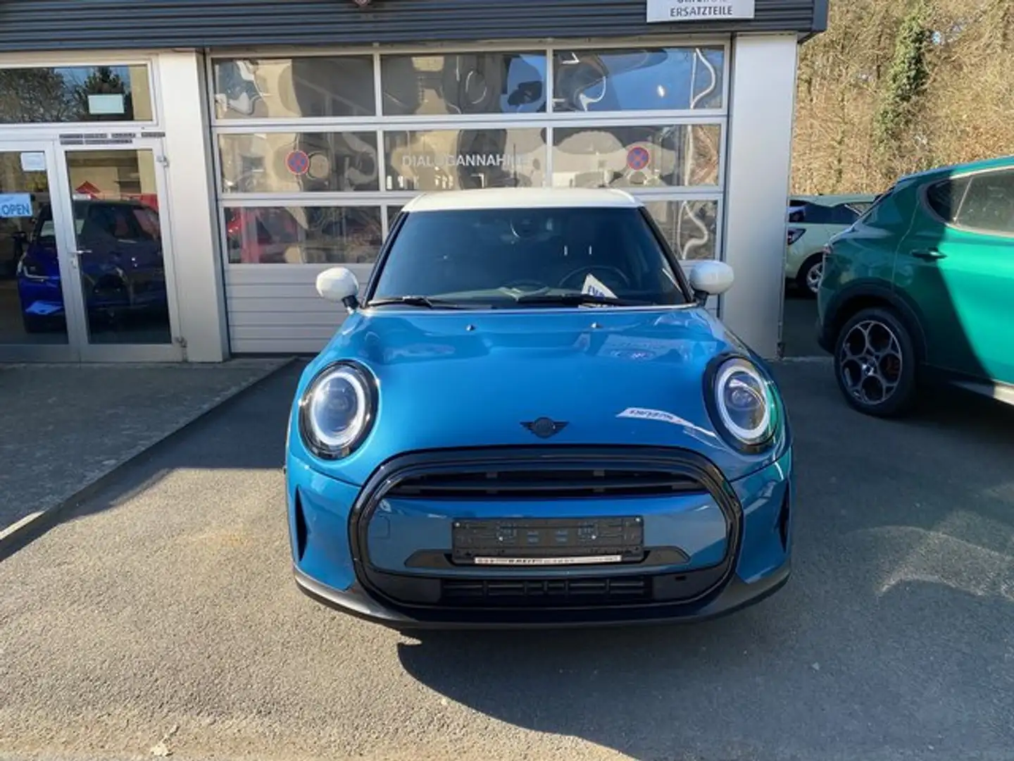 MINI Cooper Yours Trim 8-Fach Bereifung Bleu - 2