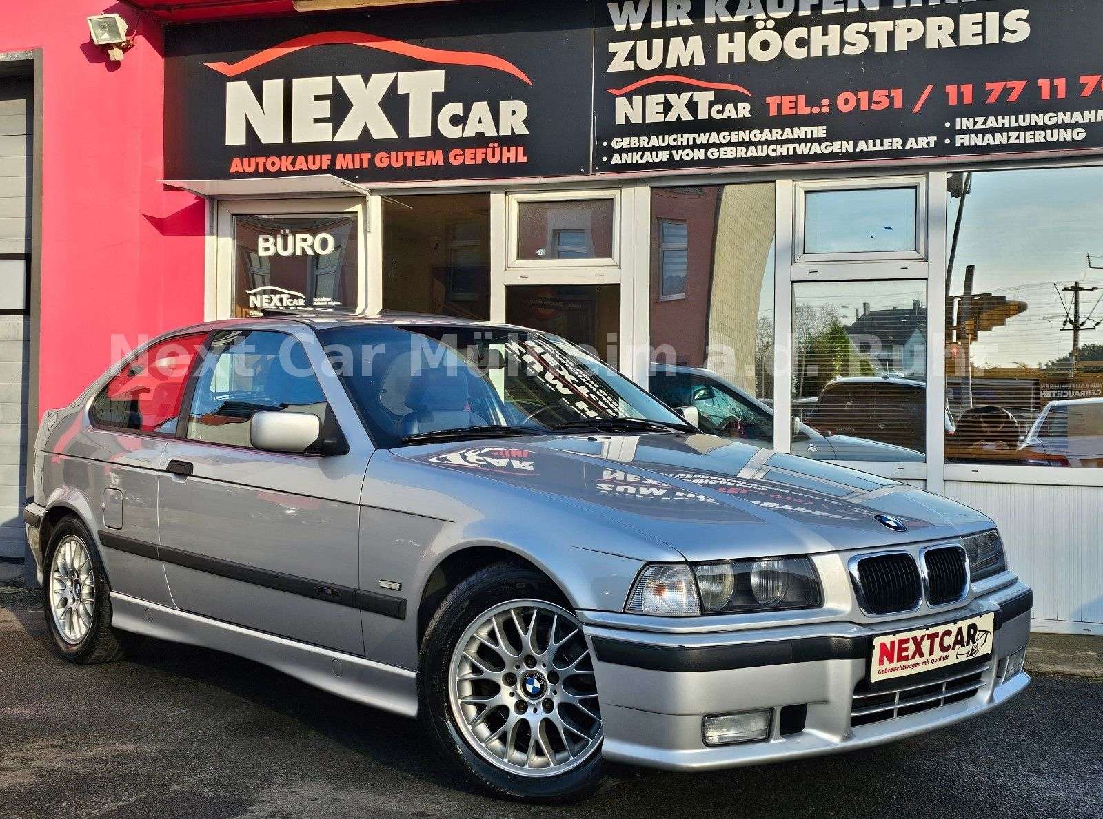 BMW 323