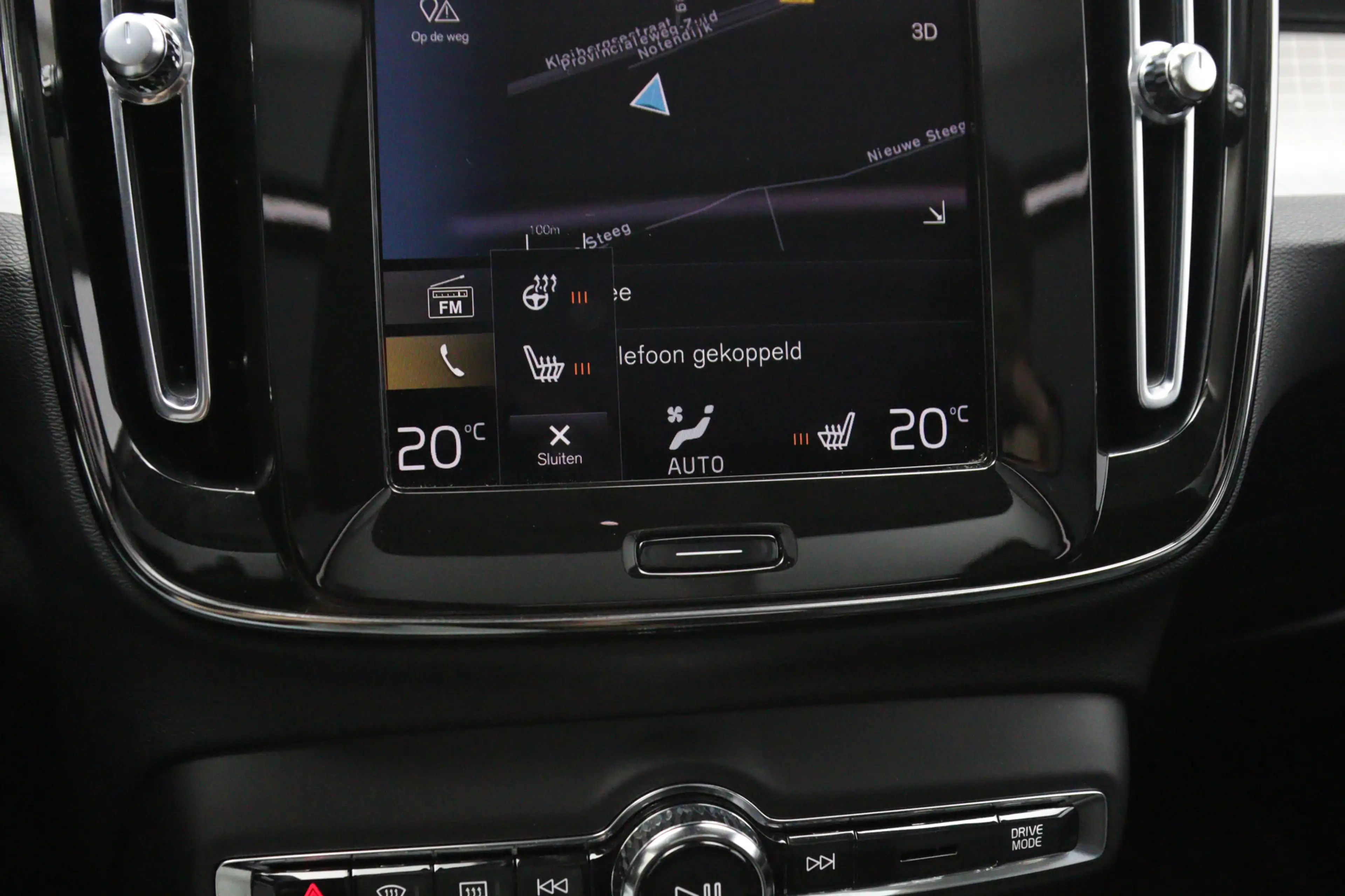 Volvo XC40 1.5 T4 Recharge 230 PK Inscription Expression PHEV — photo 39