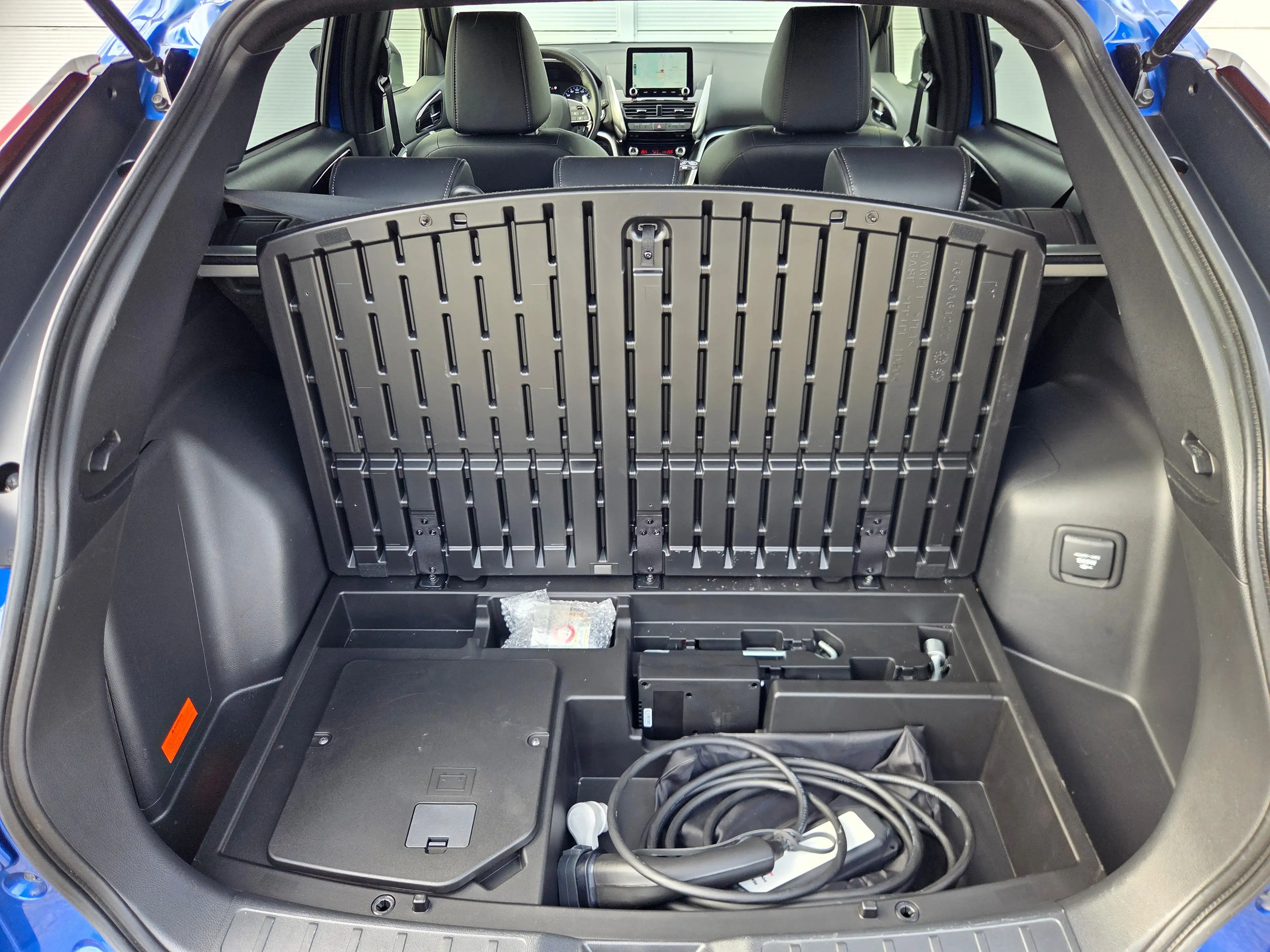Mitsubishi Eclipse Cross 2.4 PHEV Business Executive Adaptive cruise contro — photo 35