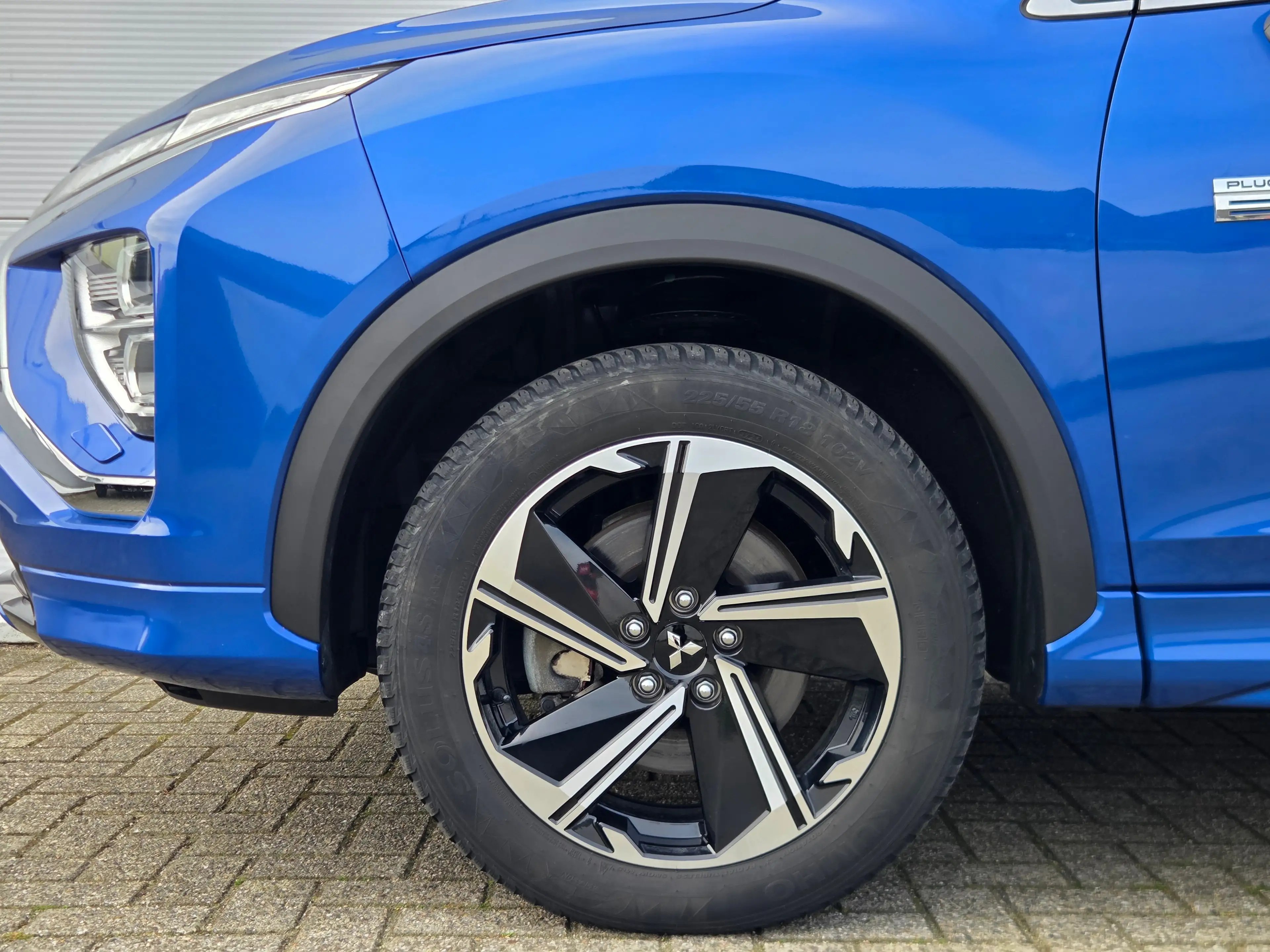 Mitsubishi Eclipse Cross 2.4 PHEV Business Executive Adaptive cruise contro — photo 5