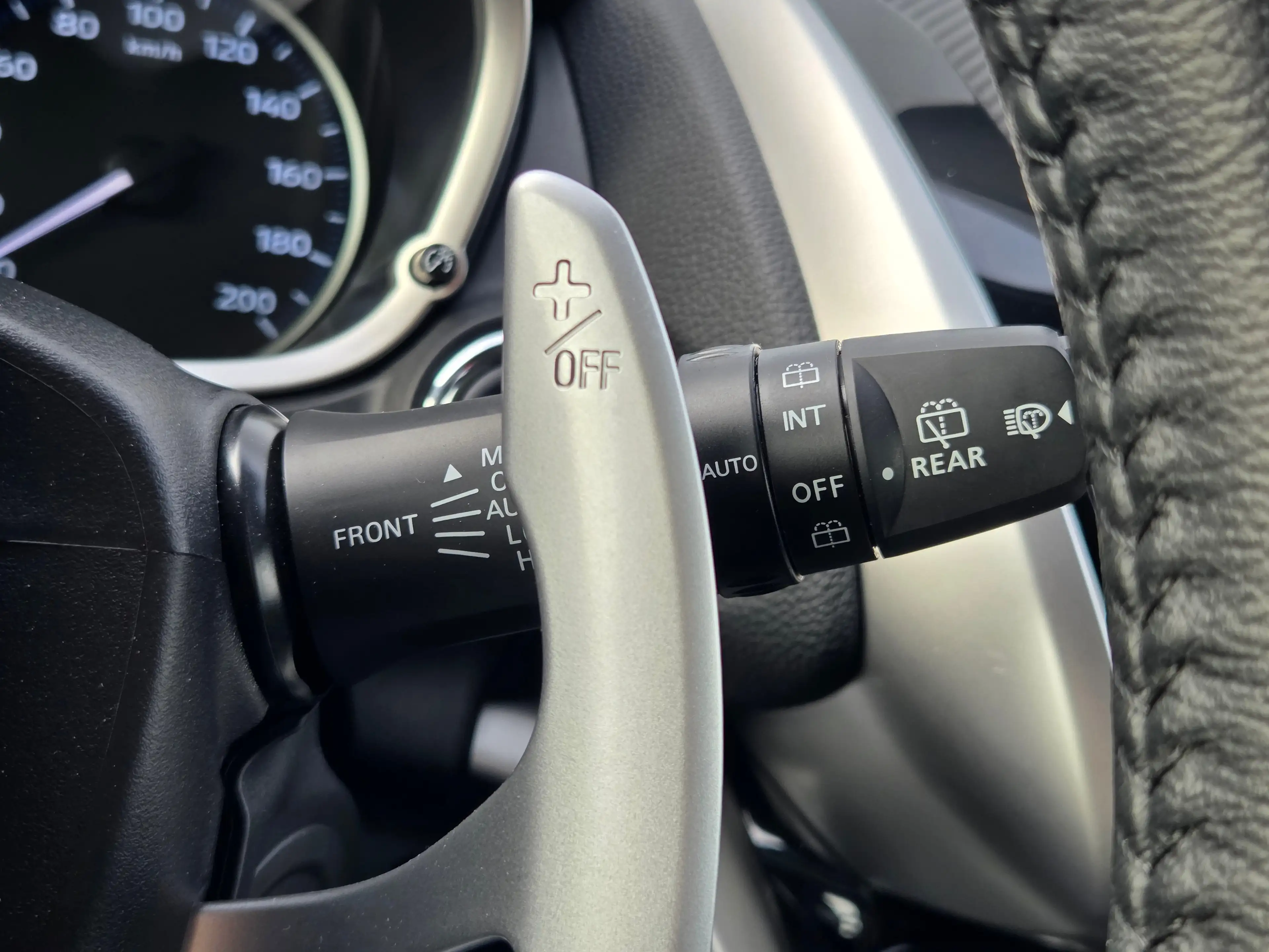 Mitsubishi Eclipse Cross 2.4 PHEV Business Executive Adaptive cruise contro — photo 27