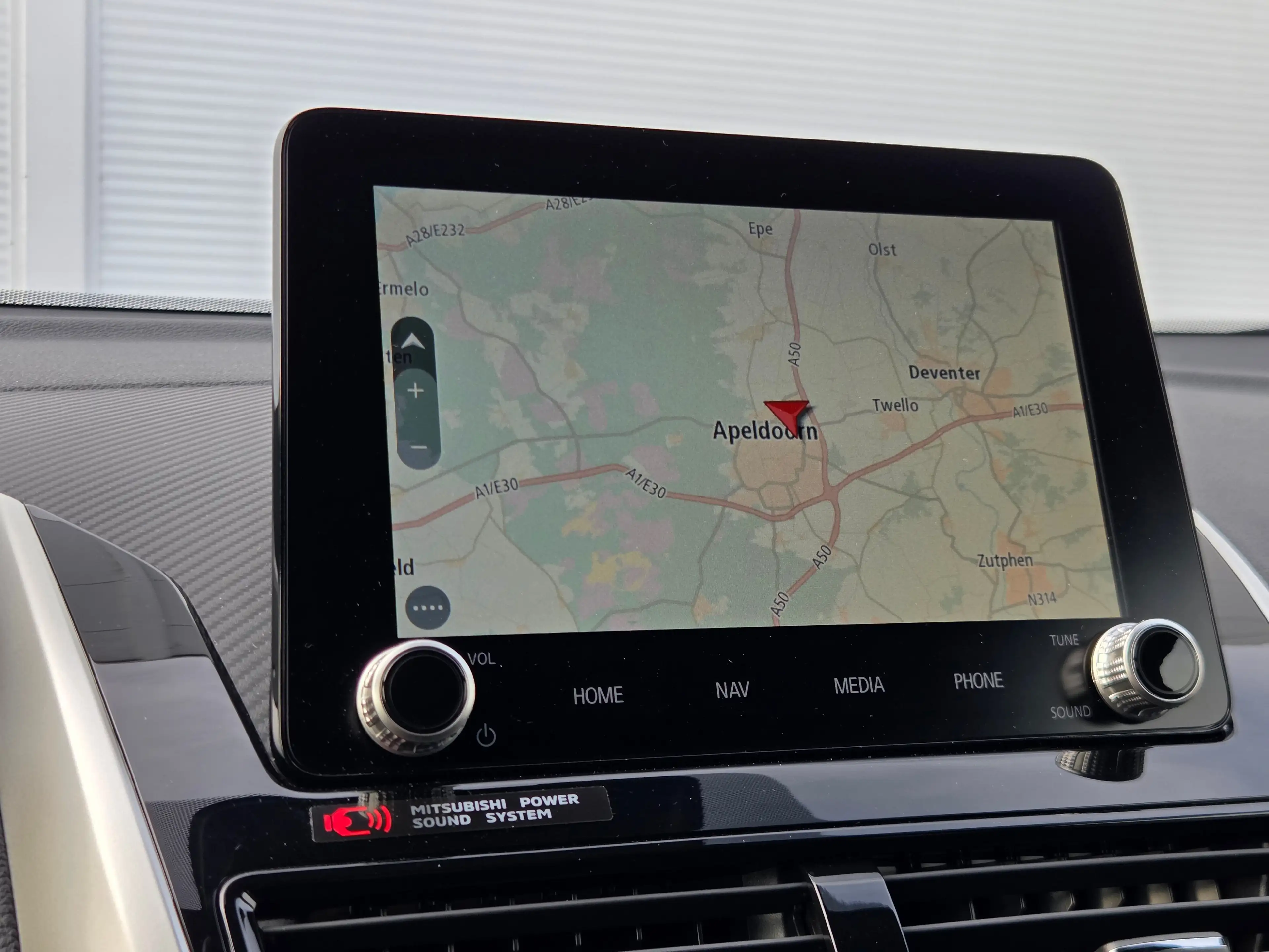 Mitsubishi Eclipse Cross 2.4 PHEV Business Executive Adaptive cruise contro — photo 17