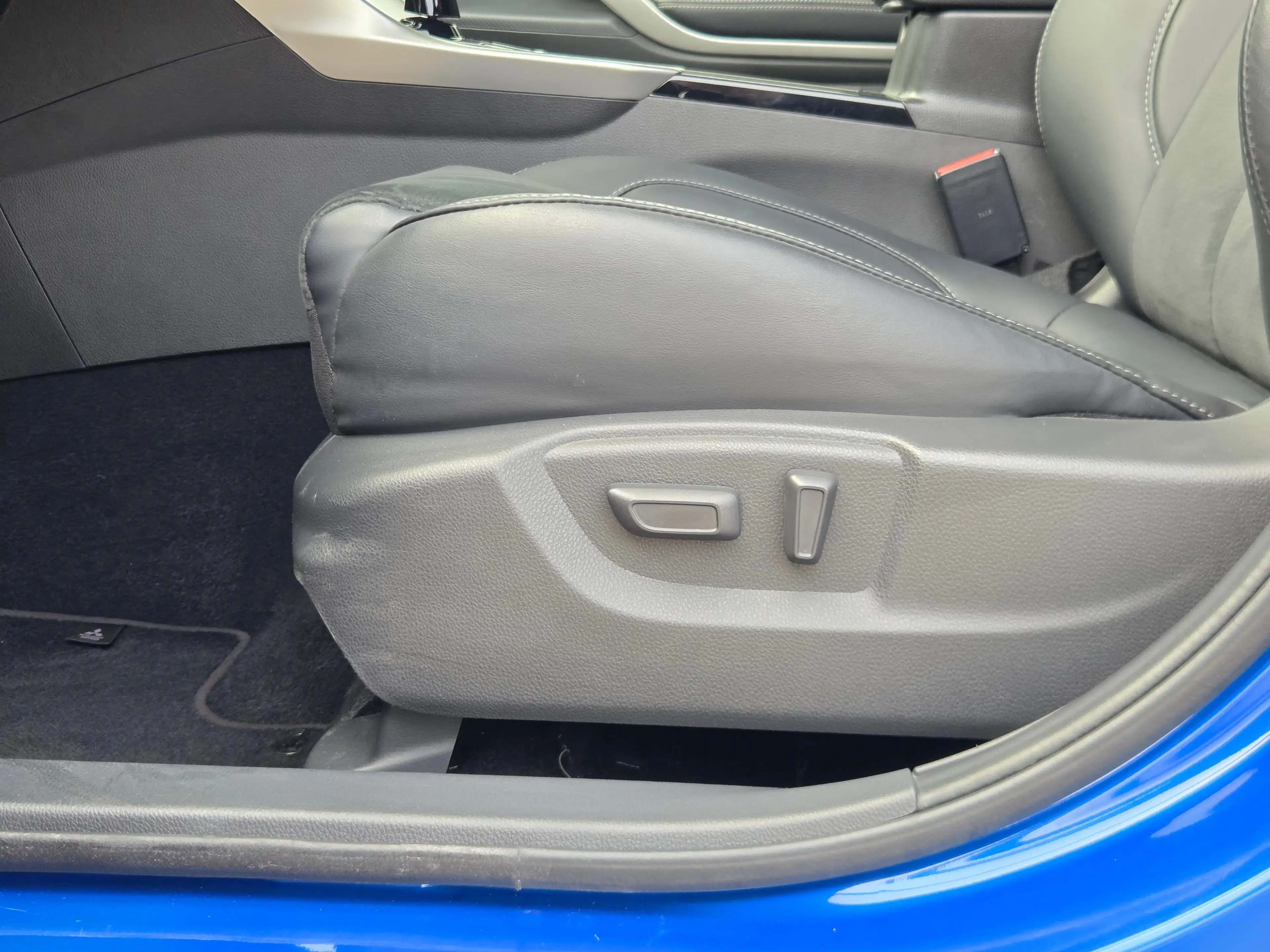 Mitsubishi Eclipse Cross 2.4 PHEV Business Executive Adaptive cruise contro — photo 42