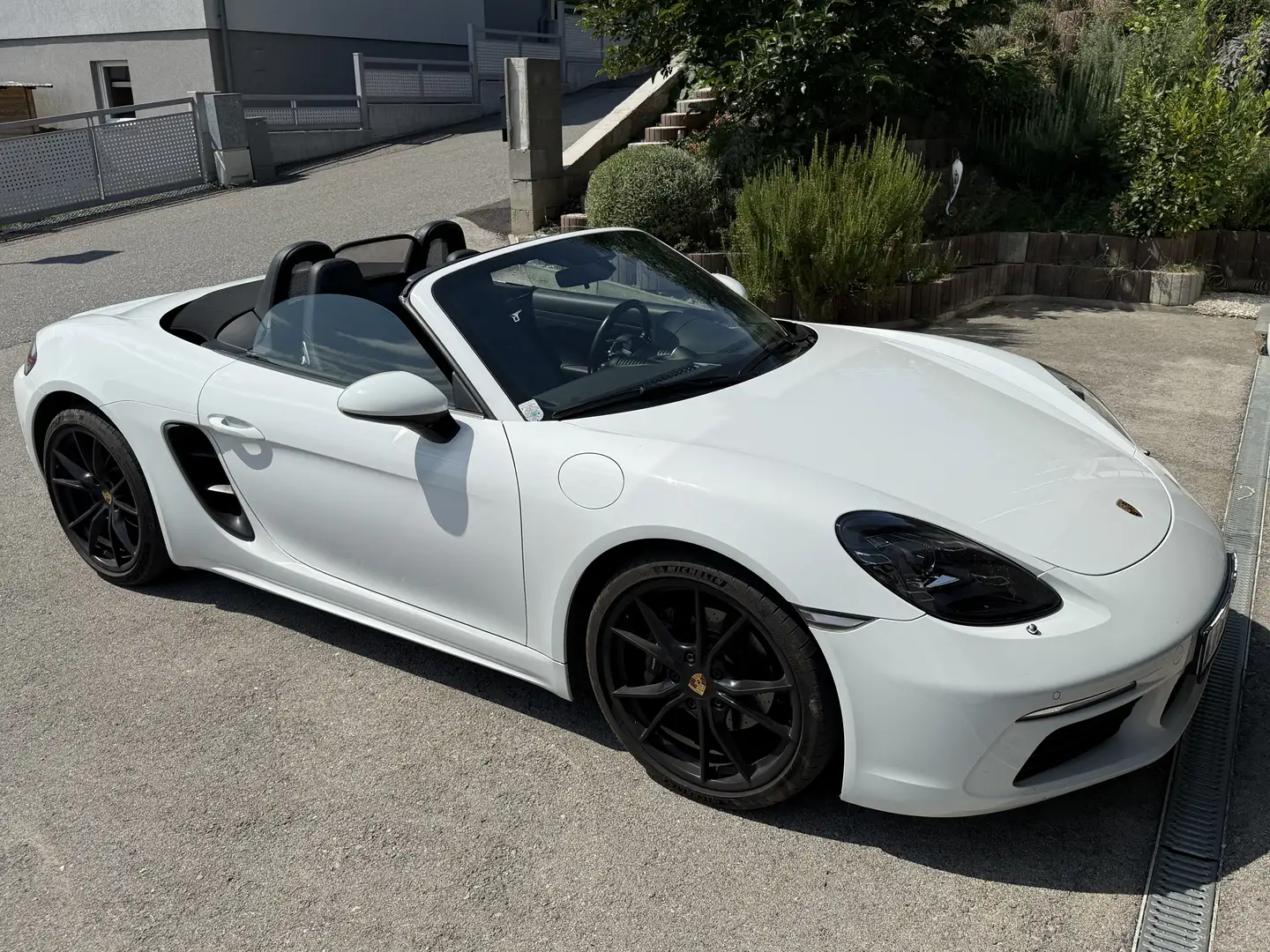 Porsche 718 Sport Chrono Weiß - 1