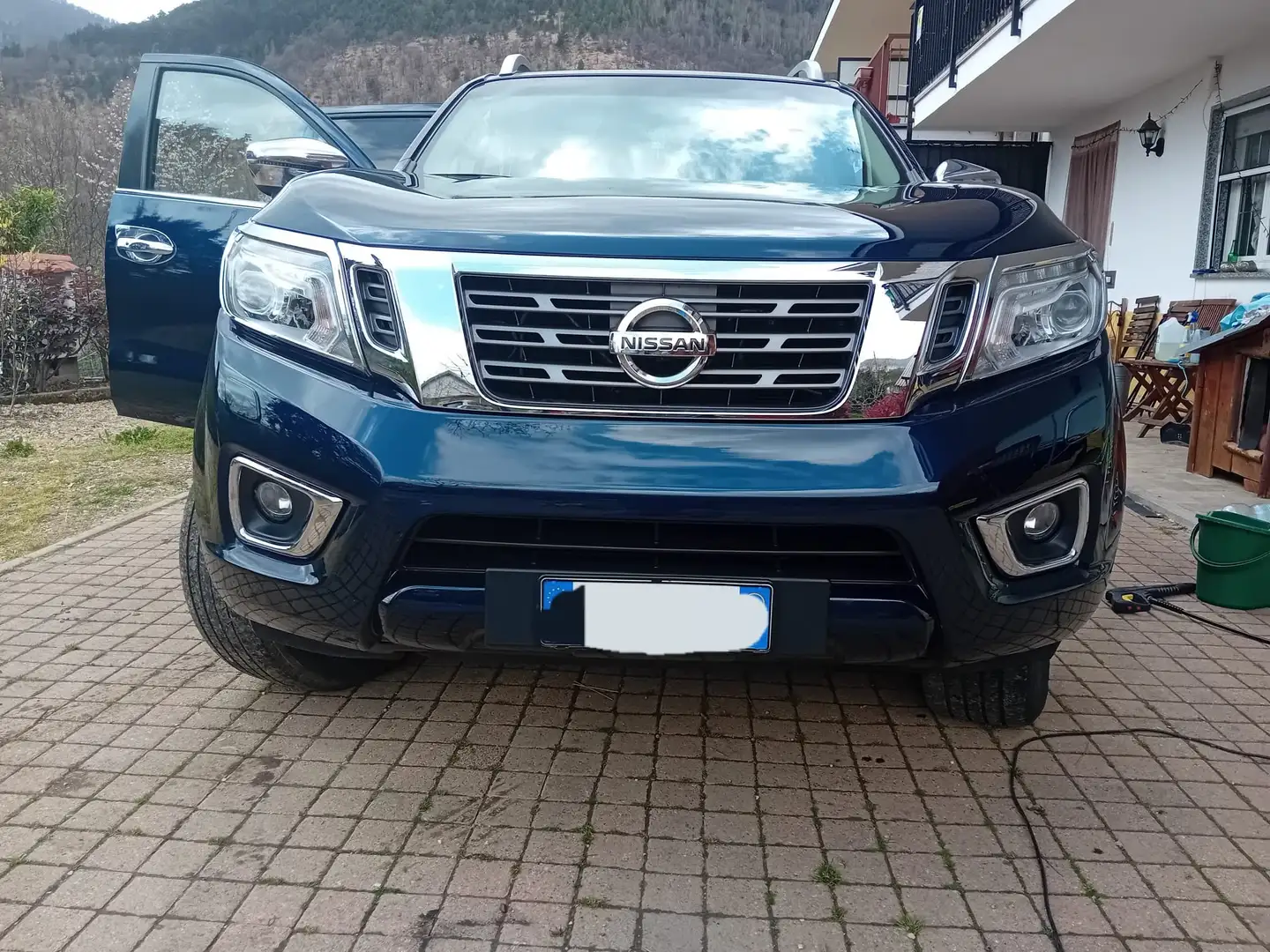 Nissan Navara 2.3 dci d.cab Tekna 4wd 190cv Azul - 1