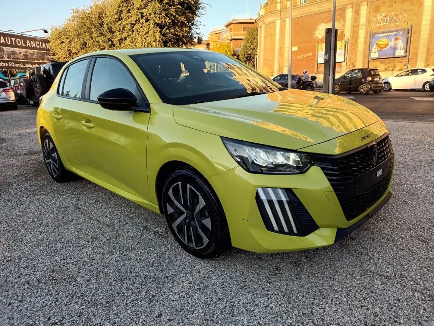 Peugeot 208 1200 PURETECH ACTIVE 100CV NAV LED PDC Geel - 1