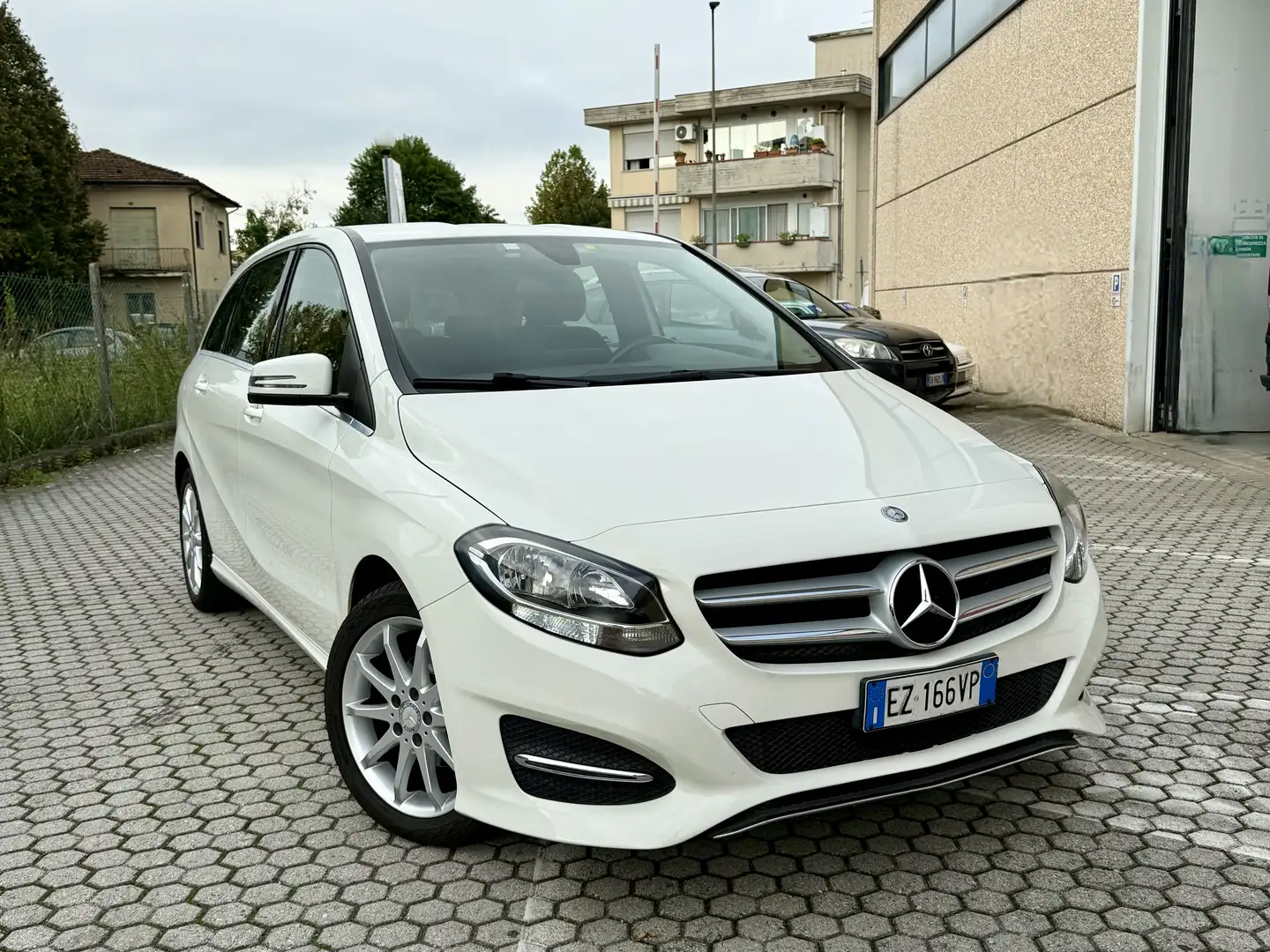 Mercedes-Benz B 180 d (cdi) Sport auto - 2