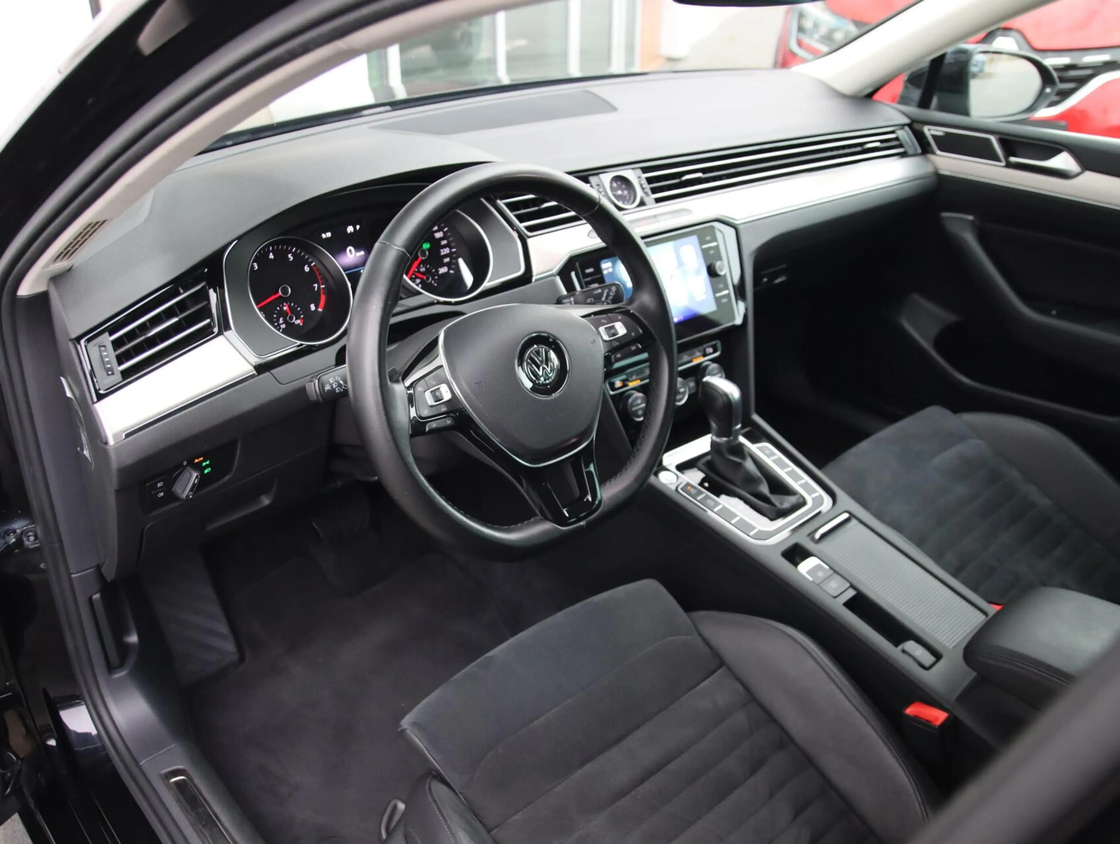 Volkswagen Passat Variant 2.0 TSI 220PK R-line | Dynaudio | Ergo-comfort sto — photo 3