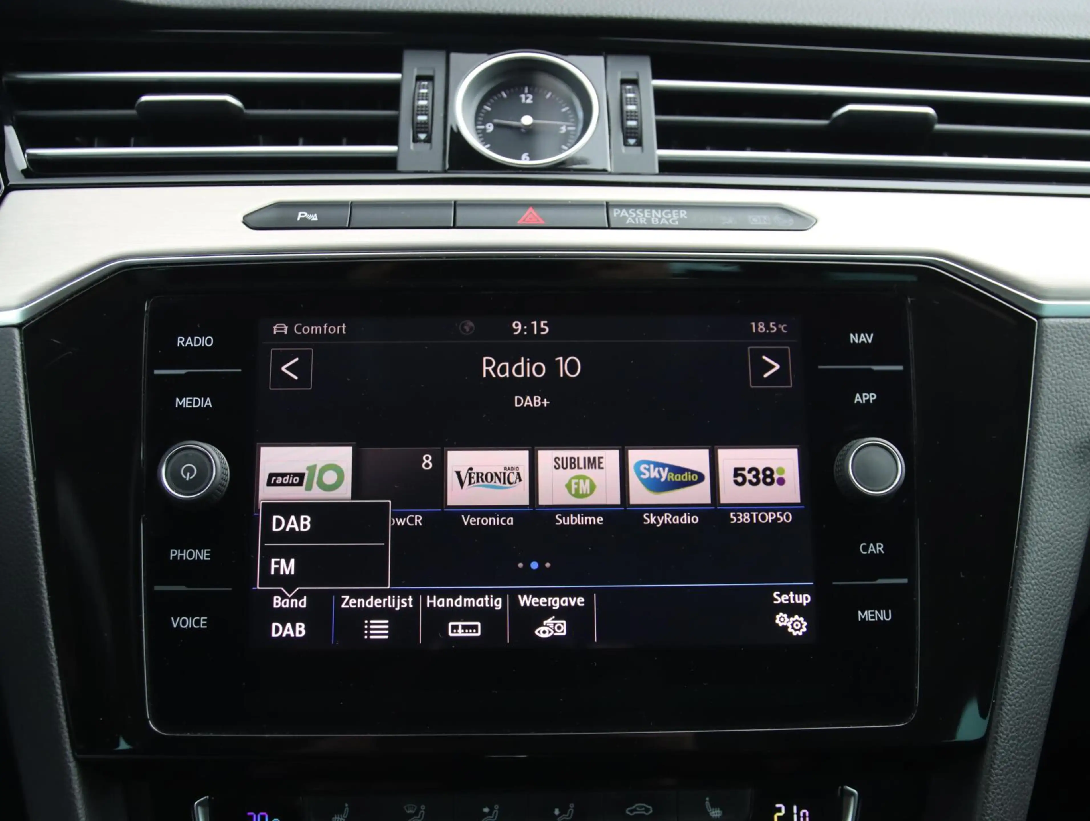 Volkswagen Passat Variant 2.0 TSI 220PK R-line | Dynaudio | Ergo-comfort sto — photo 19