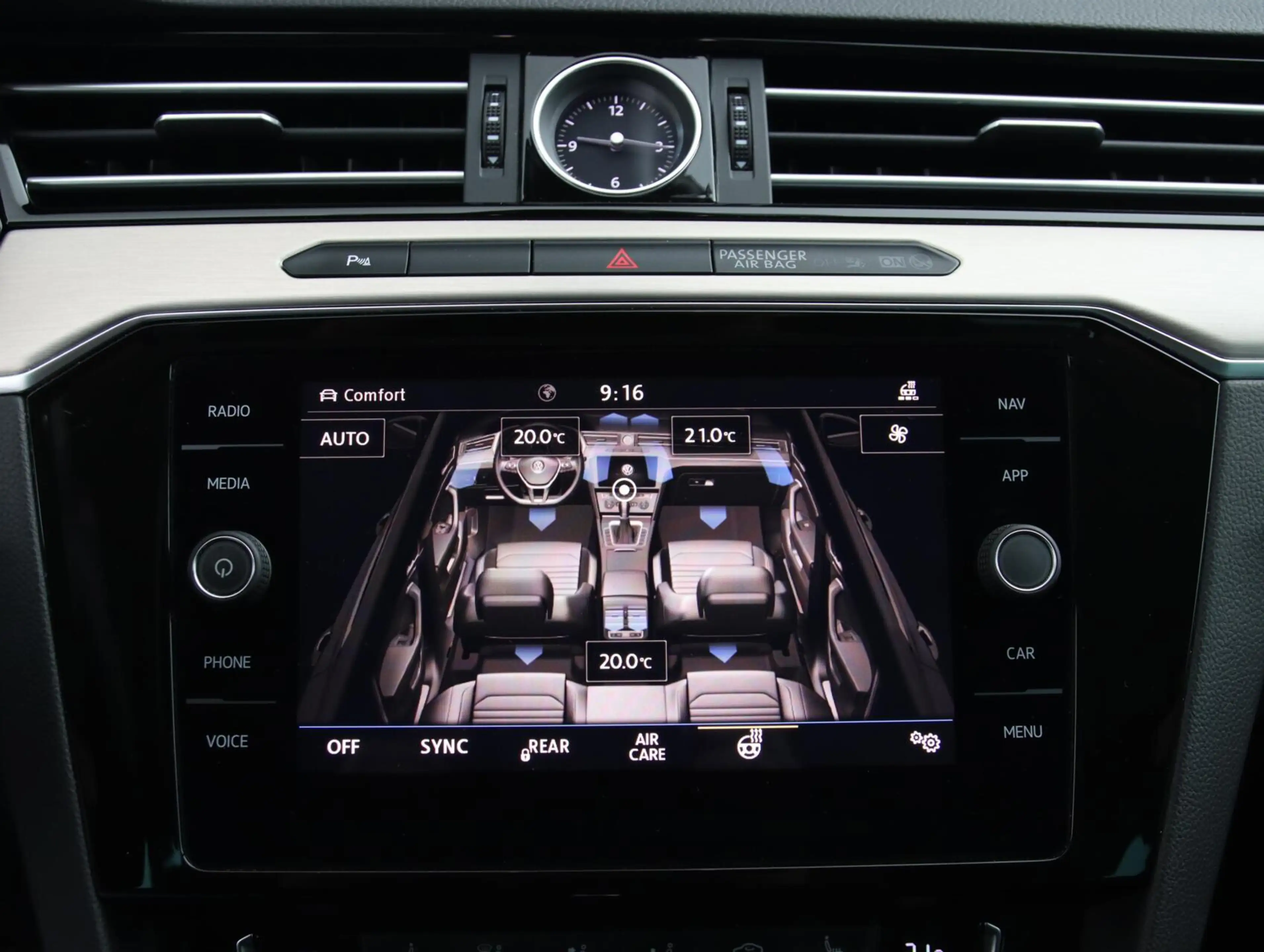 Volkswagen Passat Variant 2.0 TSI 220PK R-line | Dynaudio | Ergo-comfort sto — photo 20