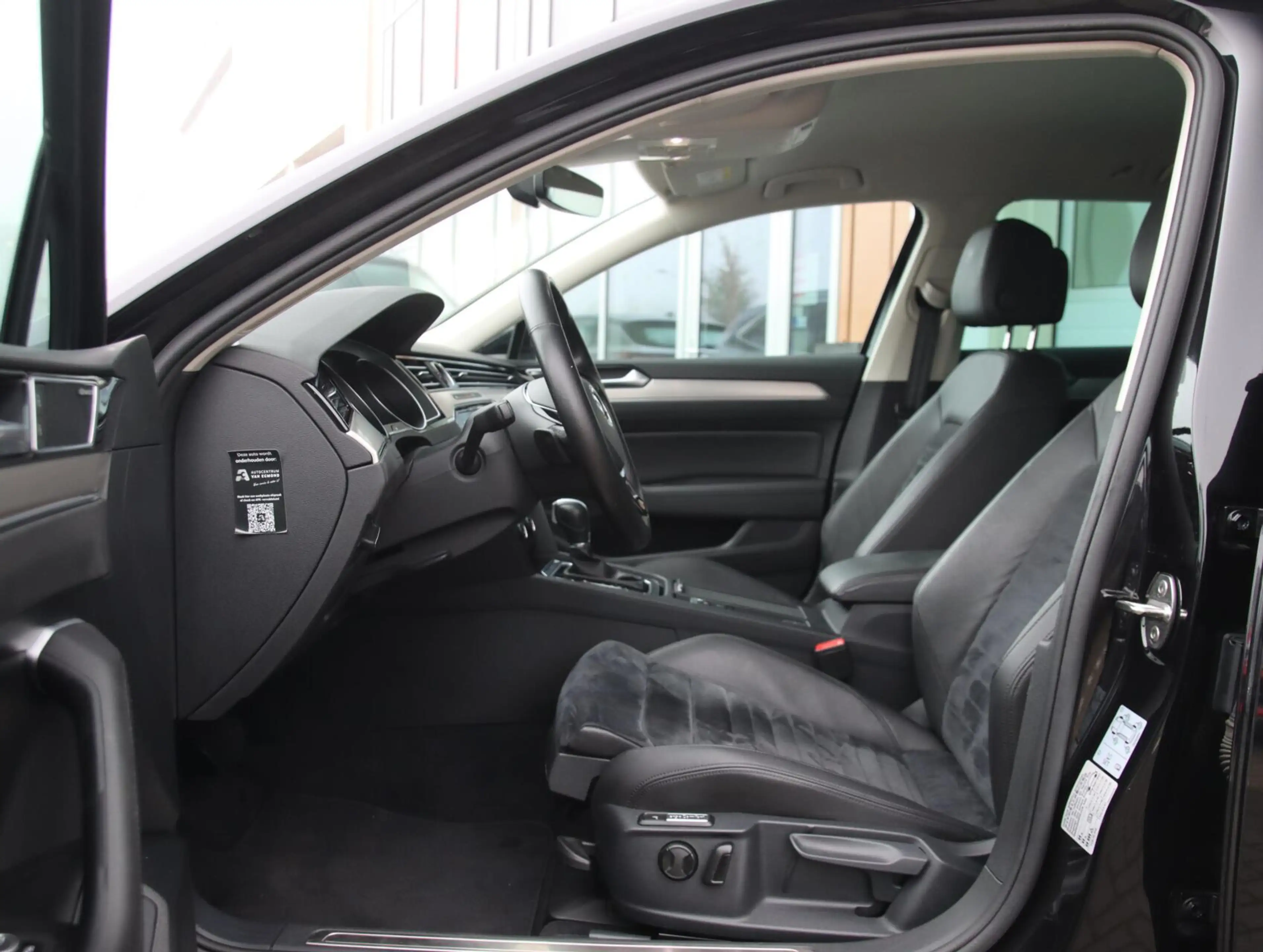 Volkswagen Passat Variant 2.0 TSI 220PK R-line | Dynaudio | Ergo-comfort sto — photo 4