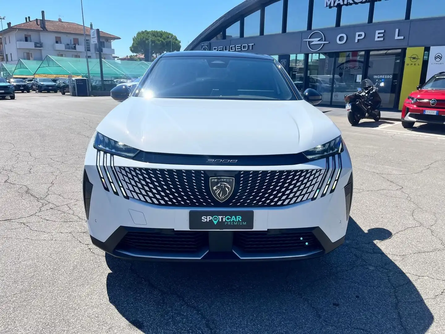 Peugeot 3008 3008 Hybrid 136 e-DCS6 GT Bianco - 2