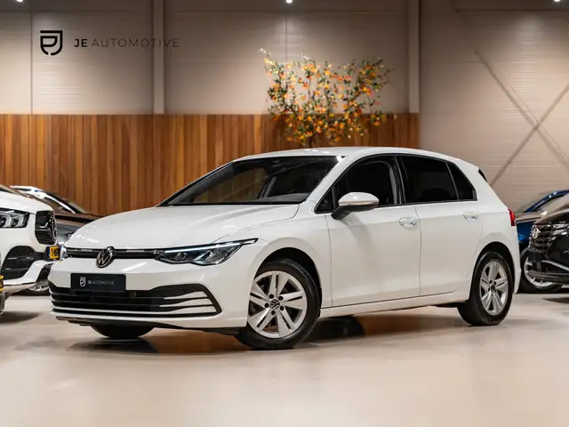 Volkswagen Golf 1.0 eTSI DSG Life Business, Apple Carplay, Android