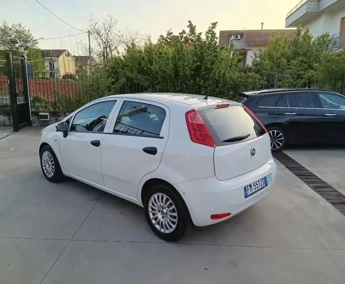 Fiat Punto 5p 1.3 mjt 95 Cv  Lounge Euro 6 Bianco - 2