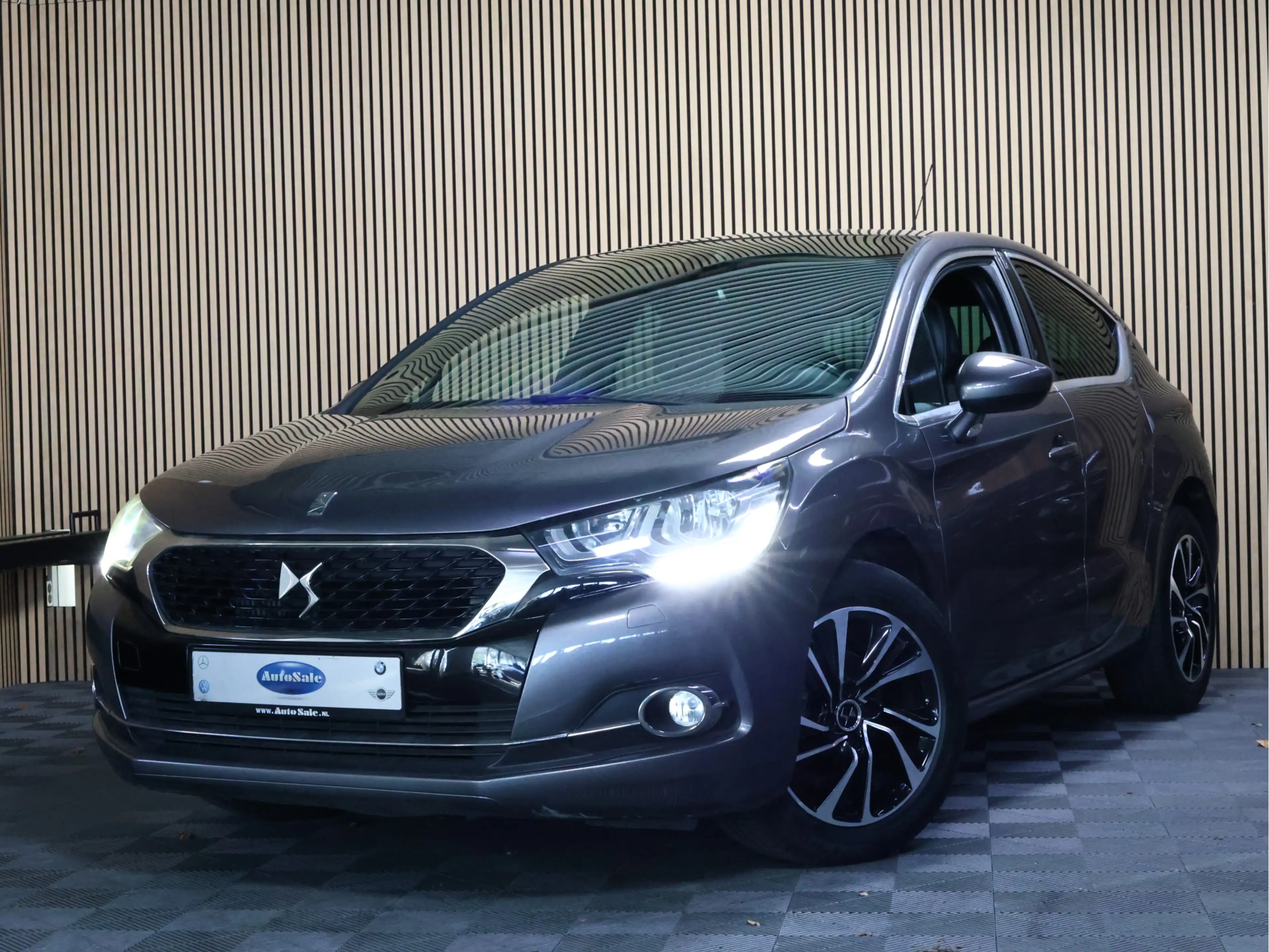 DS Automobiles DS 4 Crossback 1.2 PureTech Business NAVI CRUISE CLIMA PDC '16 — photo 10