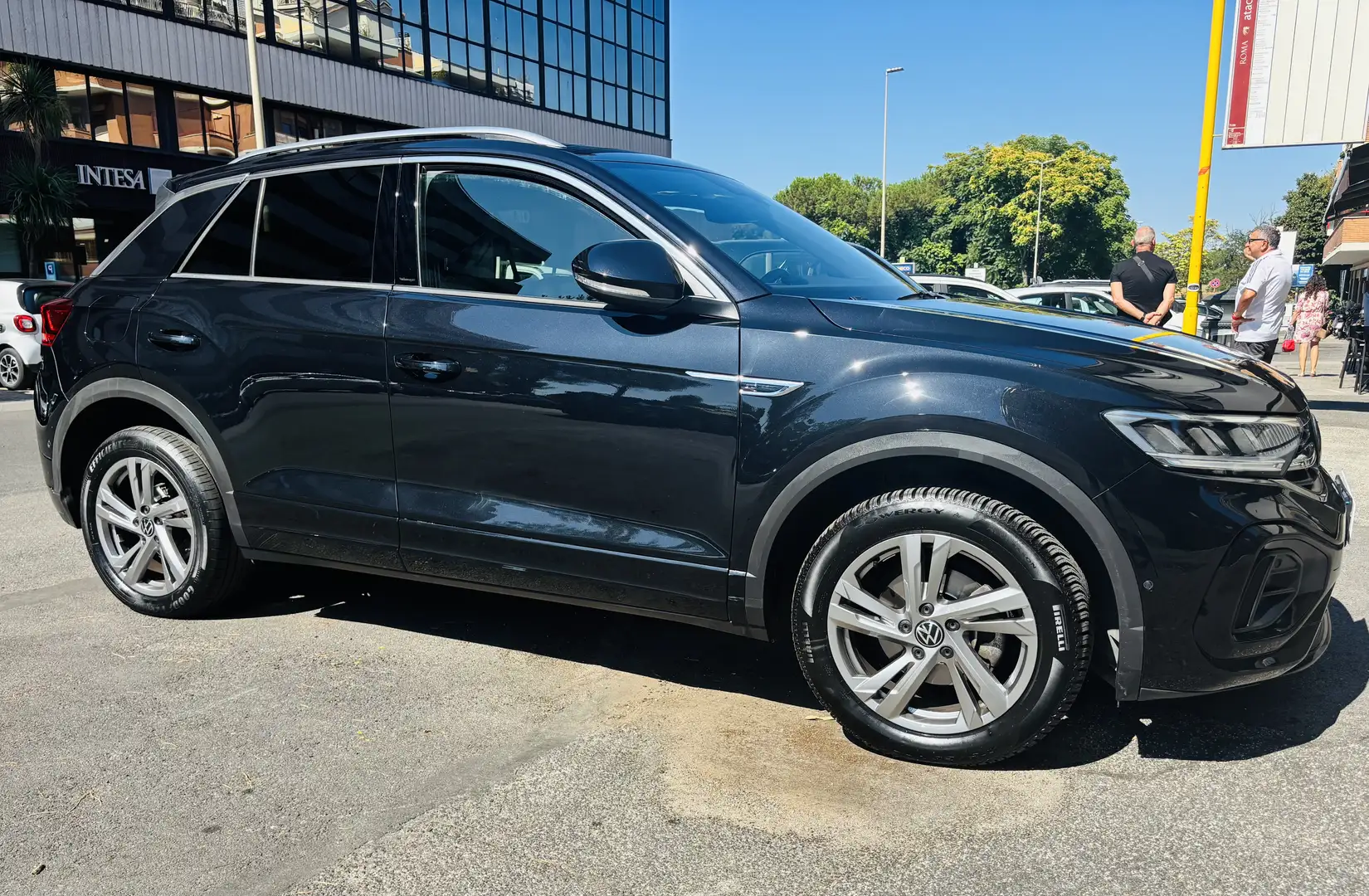 Volkswagen T-Roc 2022 1.5 tsi R-Line dsg TETTO APRIBILE Zwart - 1