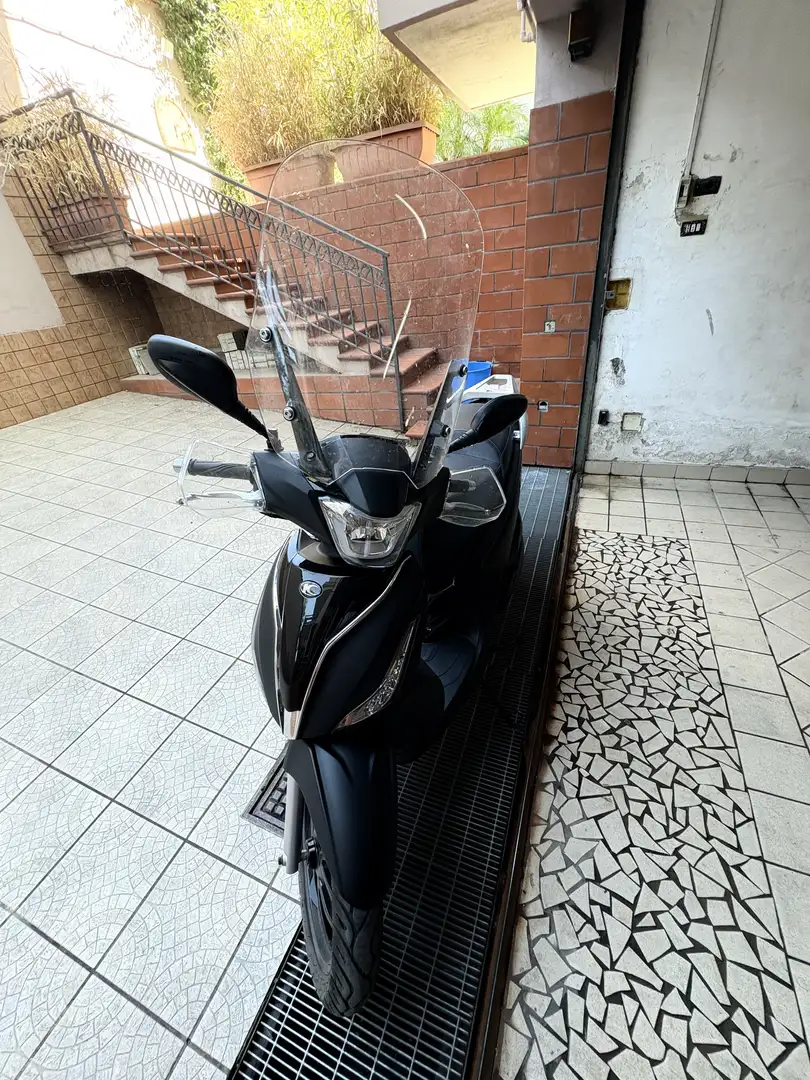 Kymco People S 125 Nero satinato - 2