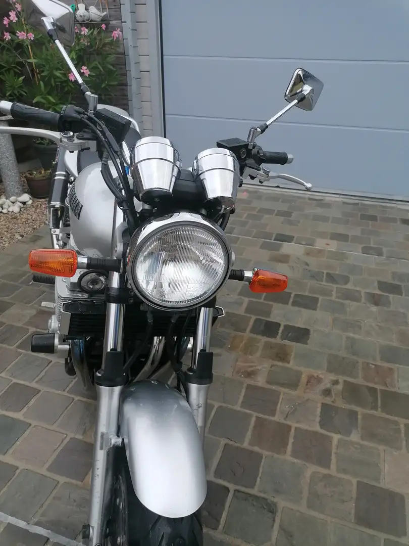 Yamaha XJR 1300 Zilver - 2