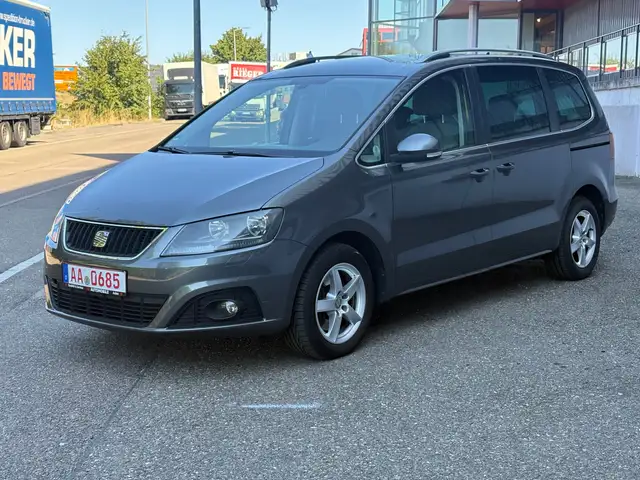 SEAT Alhambra Style 2.0 TDI * DSG*7 Sitze* Navi