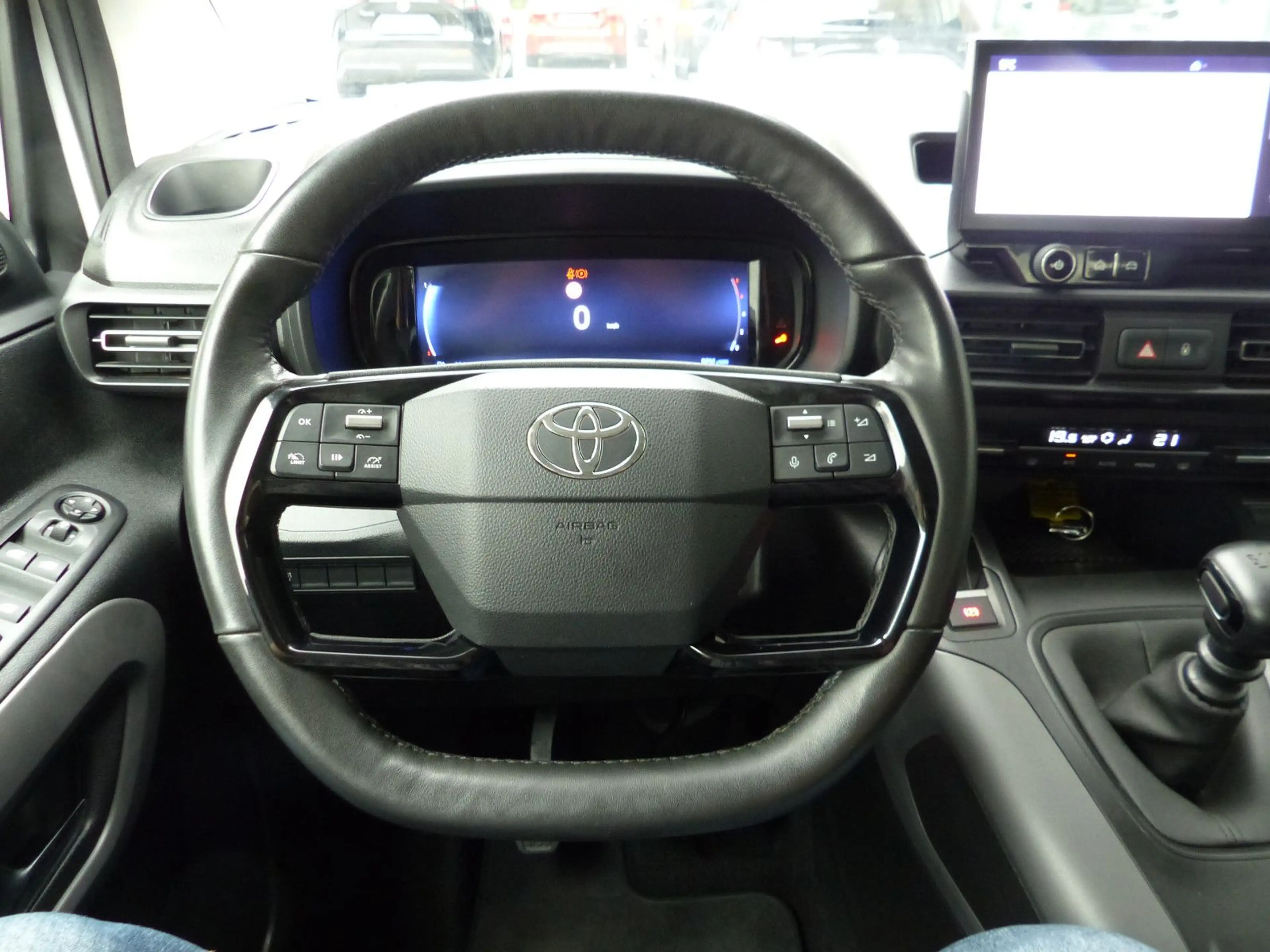 Toyota Proace City Verso 1.2 L1 Team Deutschland Navi — photo 13
