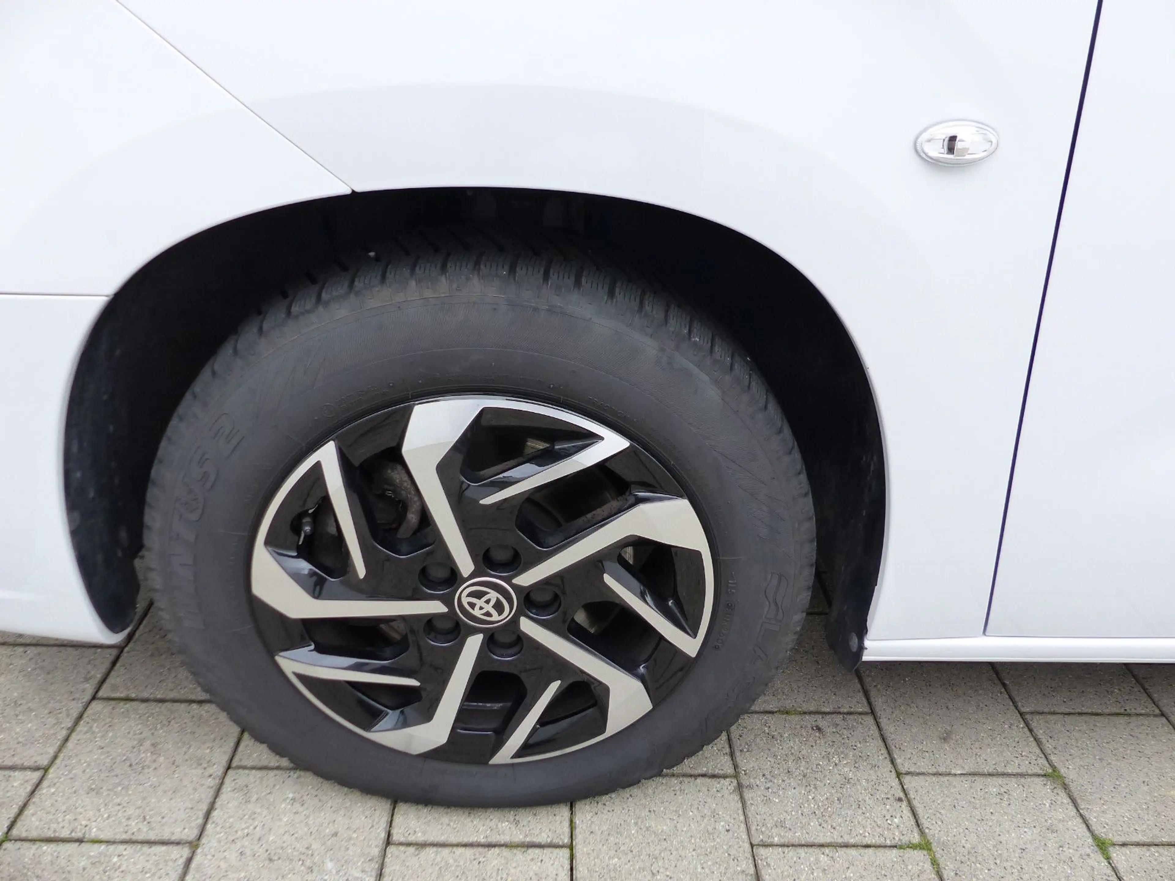 Toyota Proace City Verso 1.2 L1 Team Deutschland Navi — photo 15