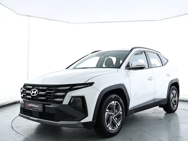 Hyundai Tucson view 3