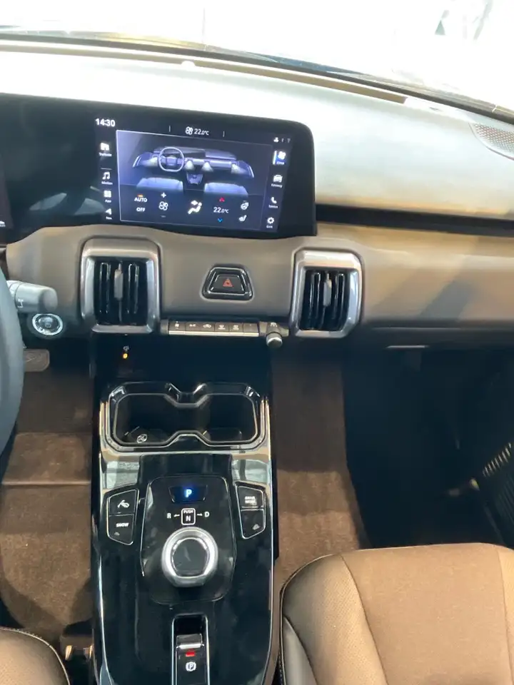 Toyota Urban Cruiser FWD Lounge ACC+LED+Pano+SD+SHZ+360 15