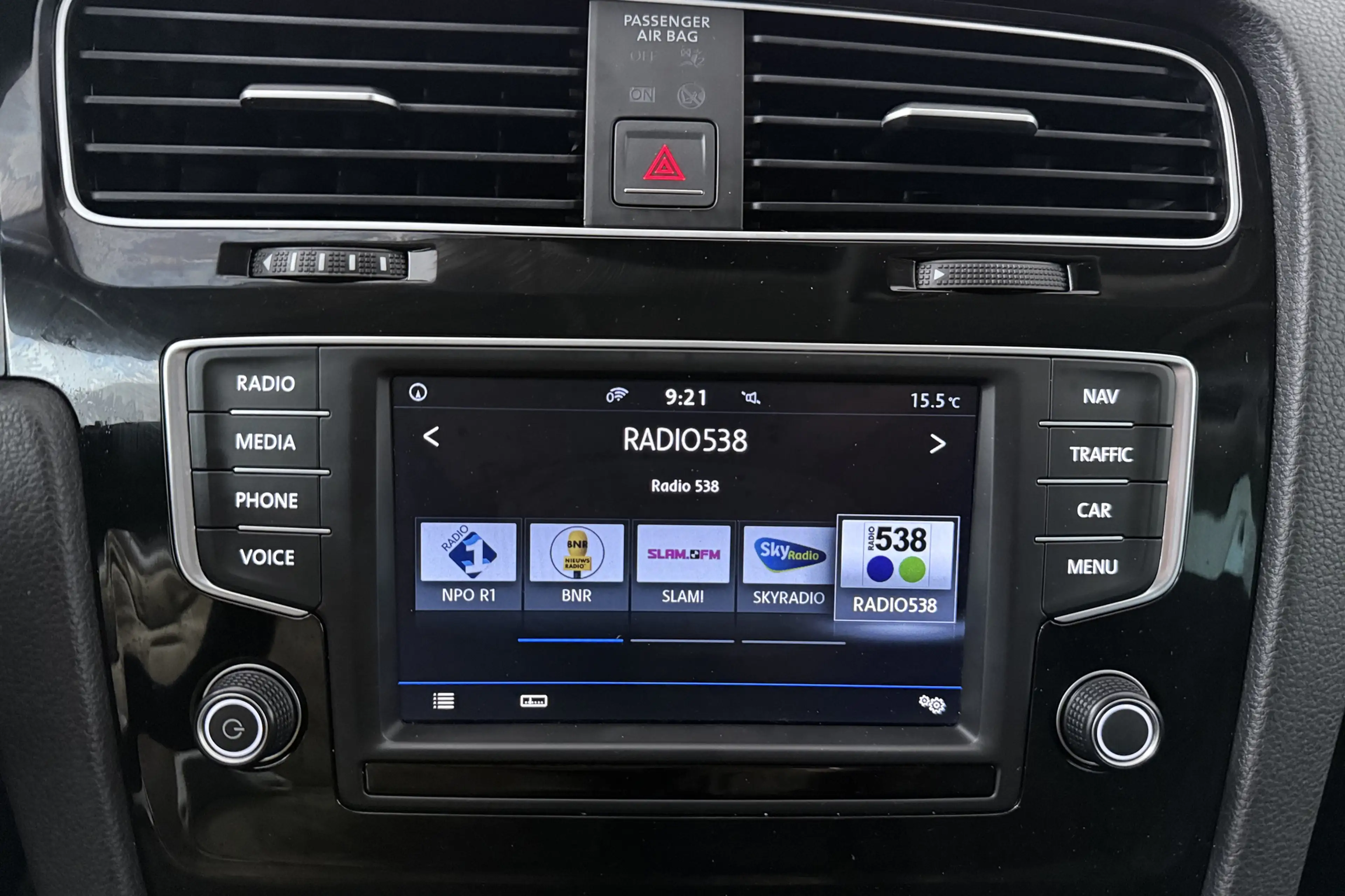 Volkswagen Golf 1.2 TSI Connected Series (CARPLAY, STOELVERWARMING — photo 10