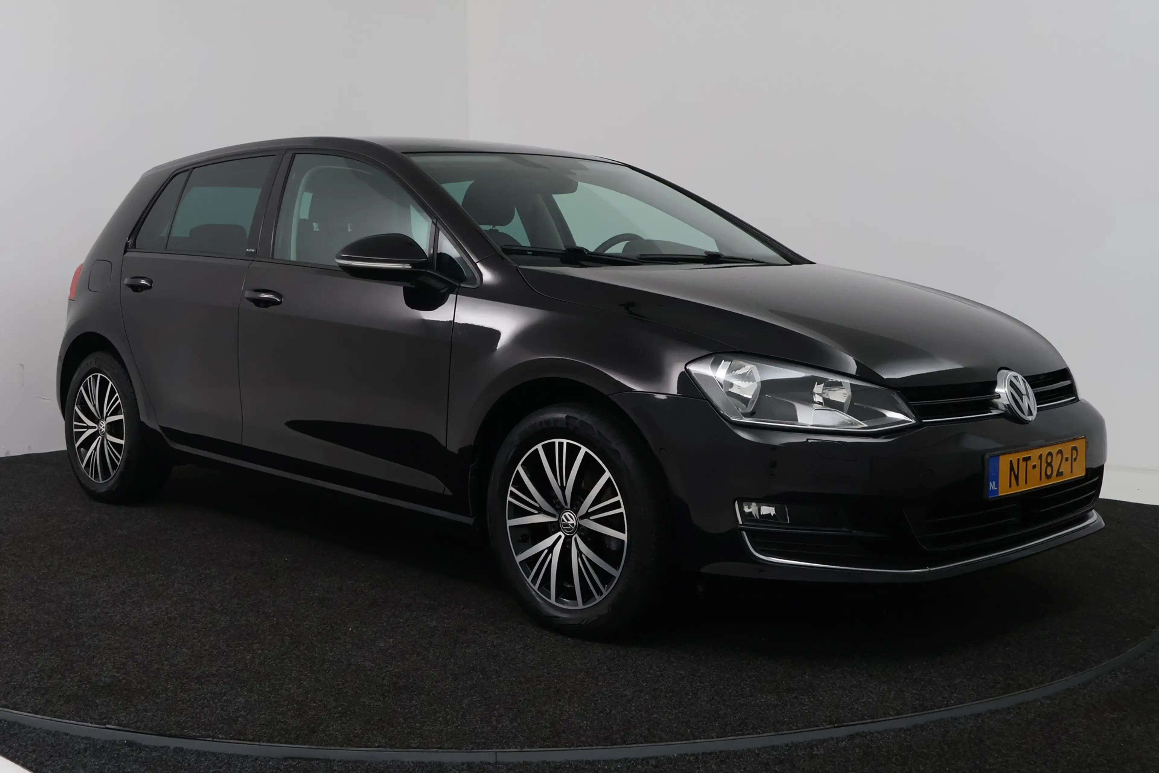 Volkswagen Golf 1.2 TSI Connected Series (CARPLAY, STOELVERWARMING — photo 12