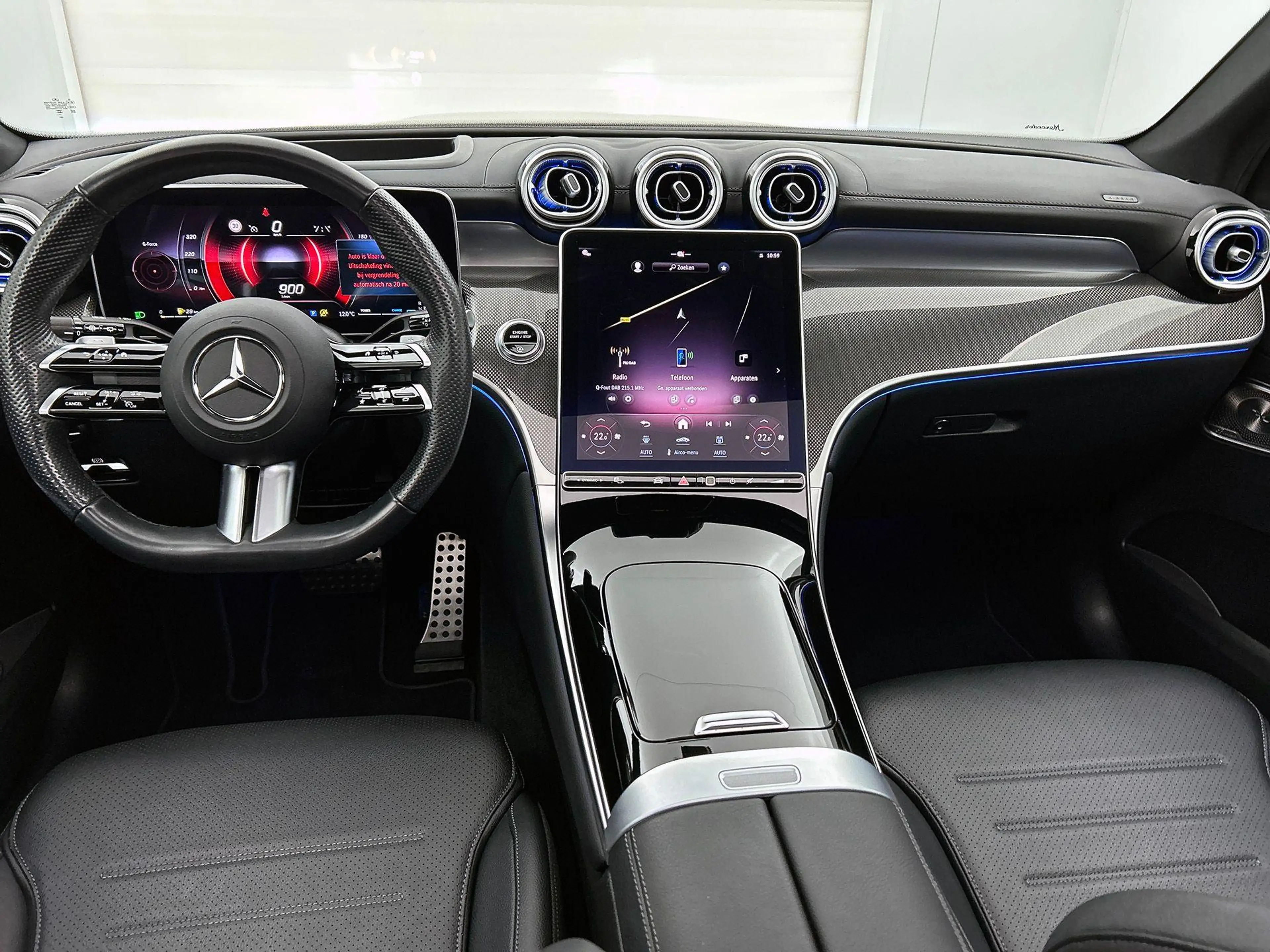Mercedes-Benz GLC 200 4MATIC SUV AMG Line | Panoramisch Dak | Dodehoekas — photo 3