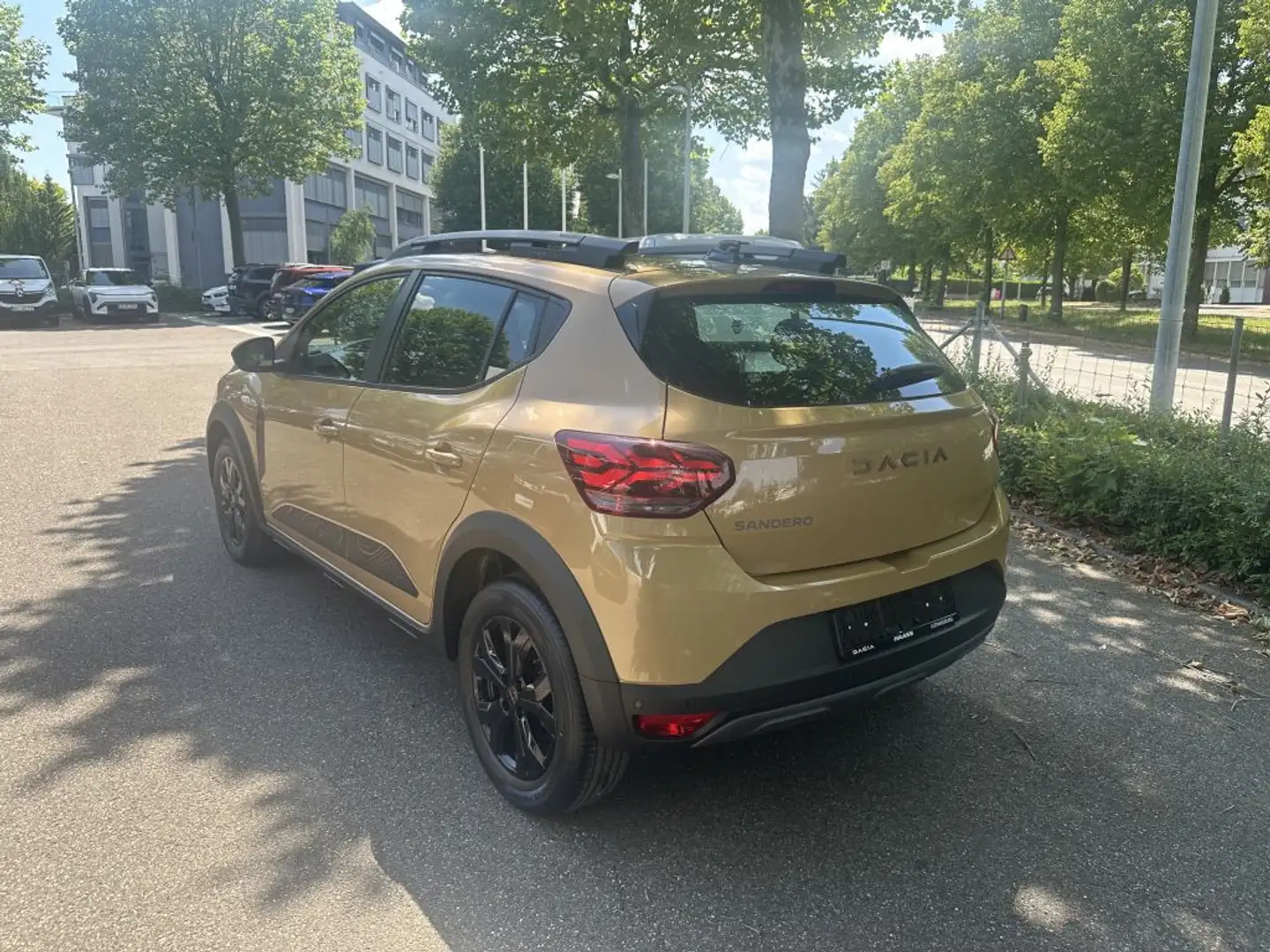 Dacia Sandero Stepway TCe 90 CVT Extreme Beige - 2