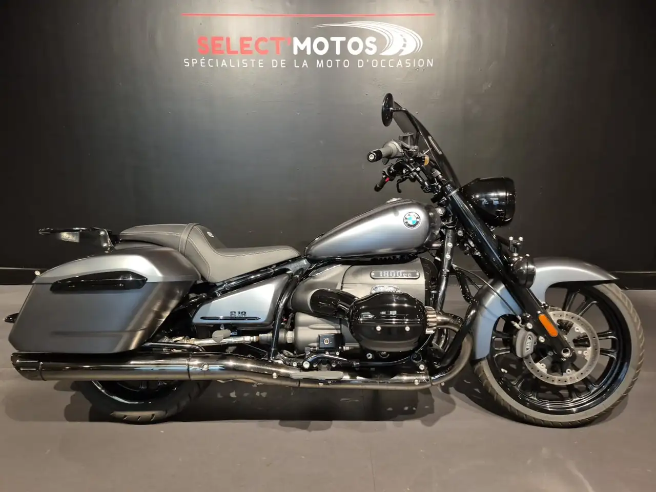 BMW R 18