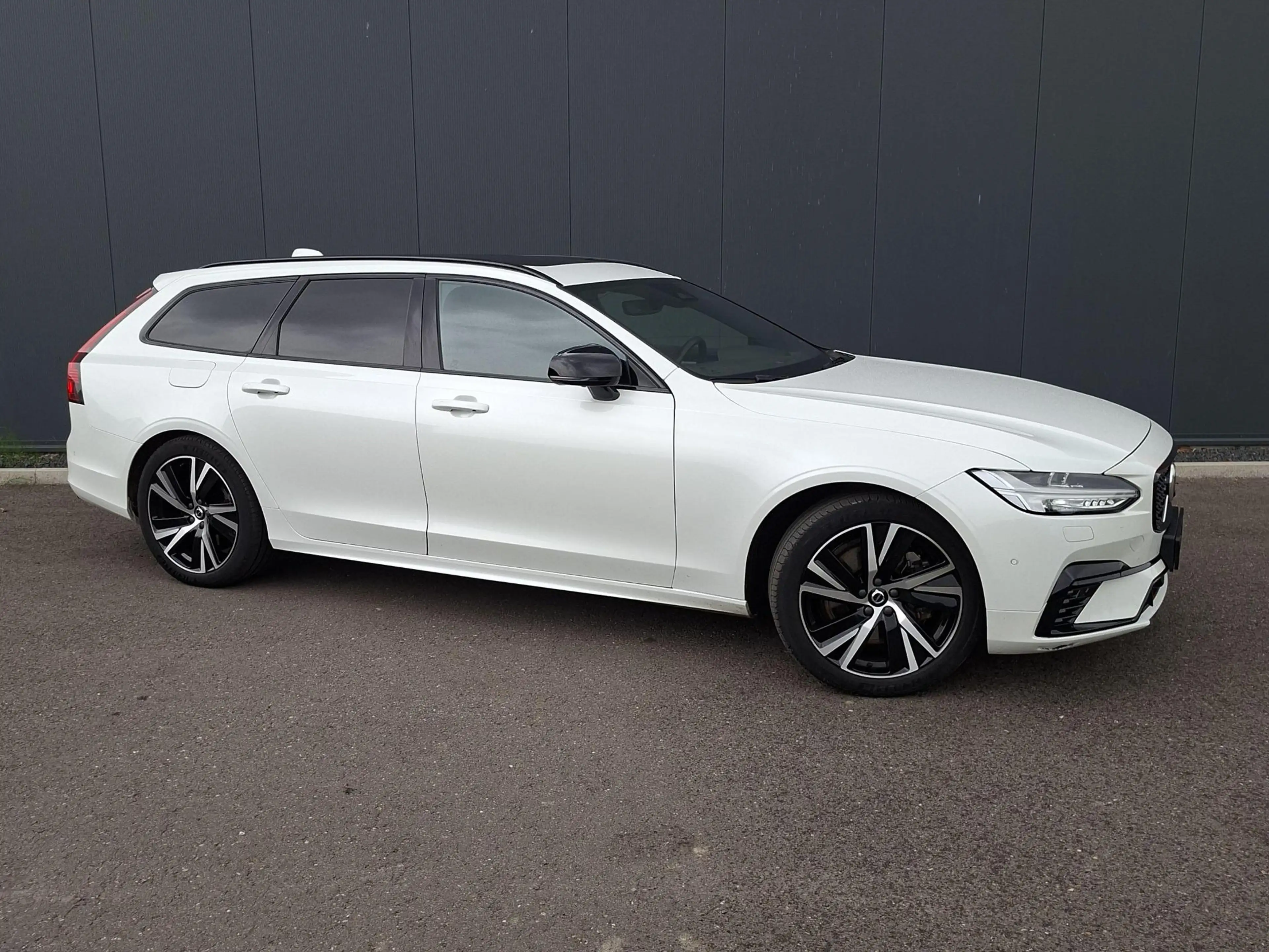Volvo V90 2.0 T6 Plug-in hybrid AWD Ultimate Bright |Stoelve — photo 12
