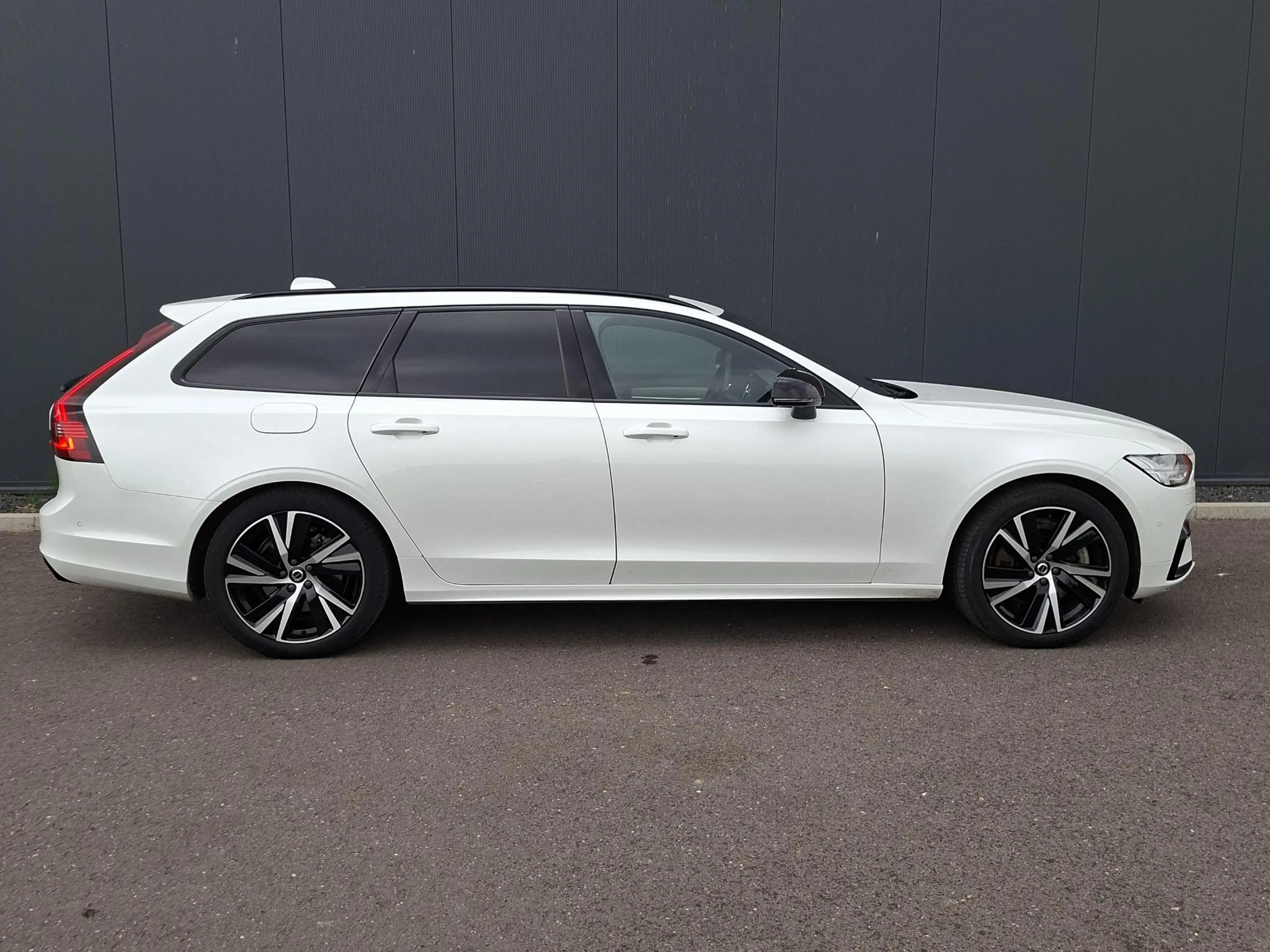 Volvo V90 2.0 T6 Plug-in hybrid AWD Ultimate Bright |Stoelve — photo 15