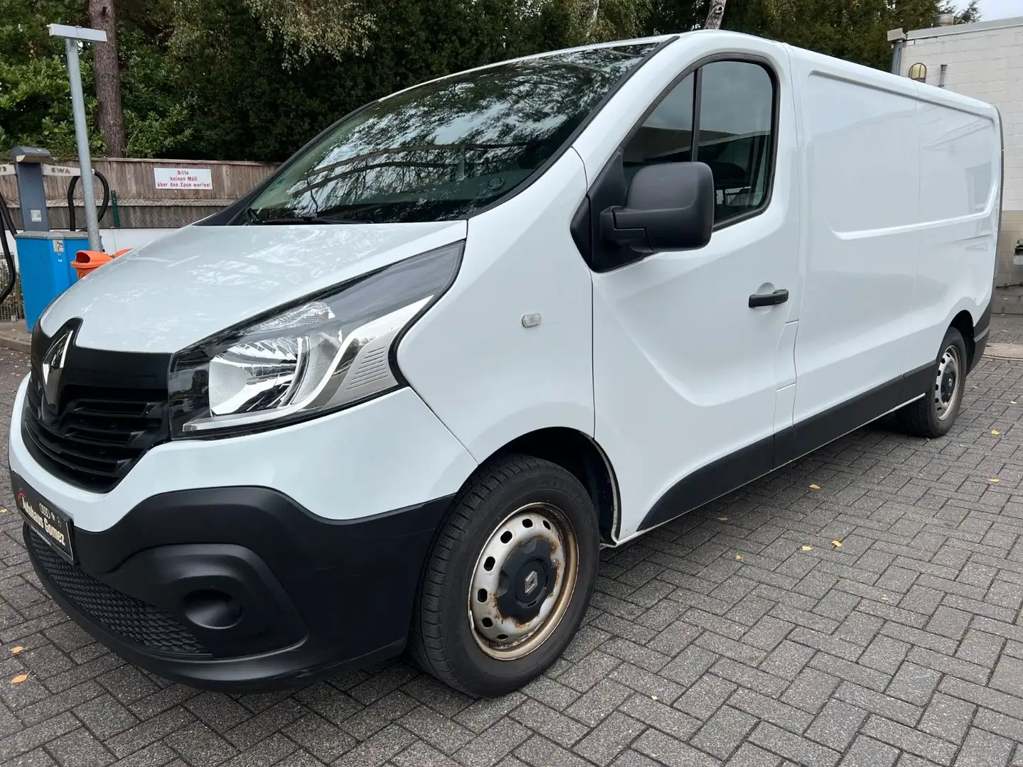 Renault Trafic L2H1 2,9t Komfort Navi Standh. Regale Weiß - 1