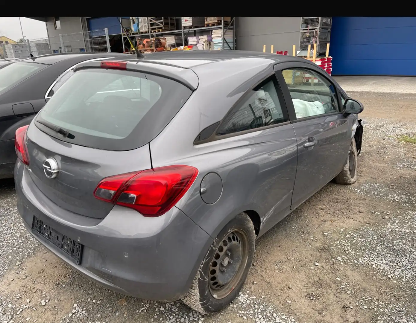 Opel Corsa 1.4 (ecoFLEX) Start/Stop Selection,Auto fährt Grau - 2