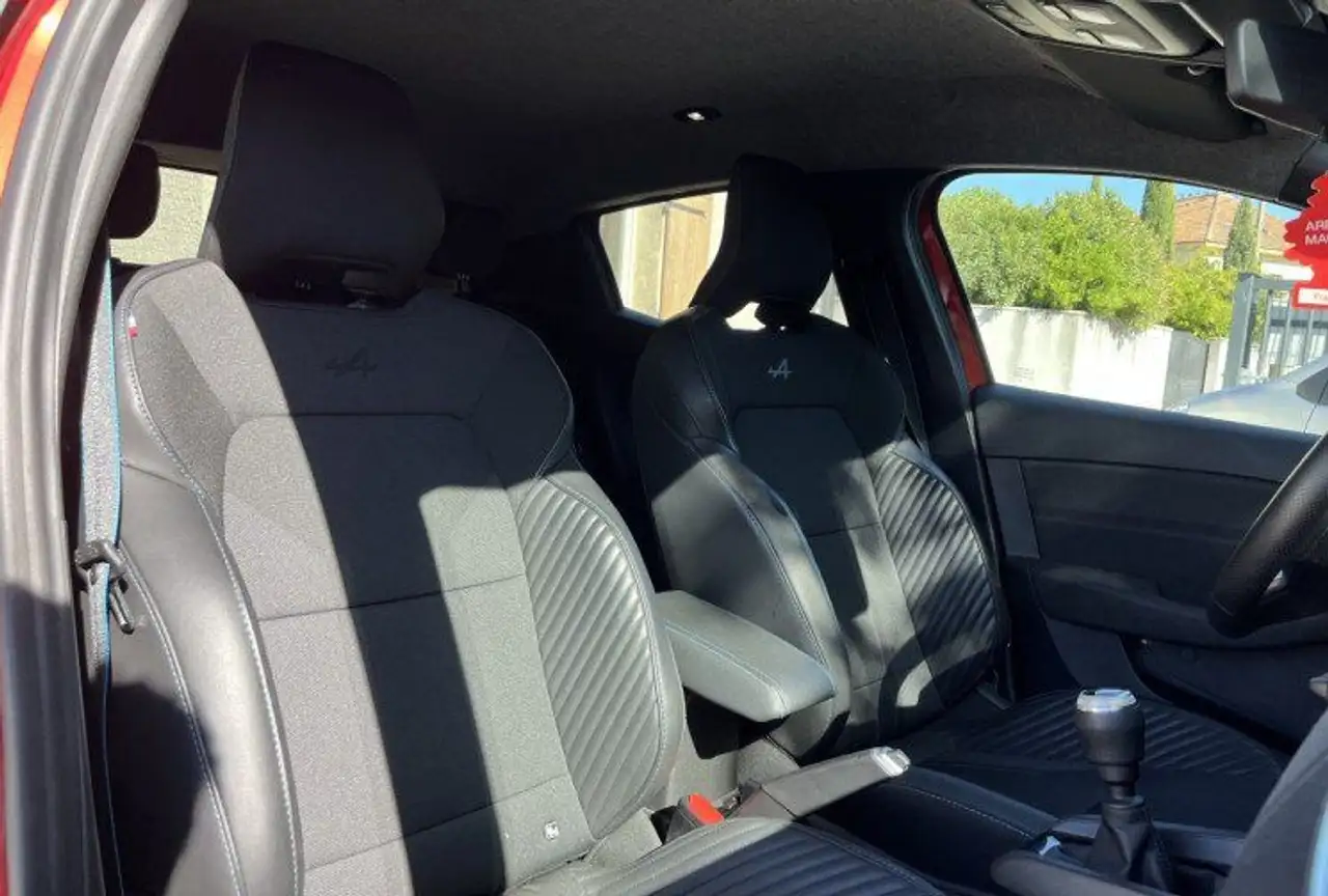 Renault Clio Citadine 3 portes — photo 13