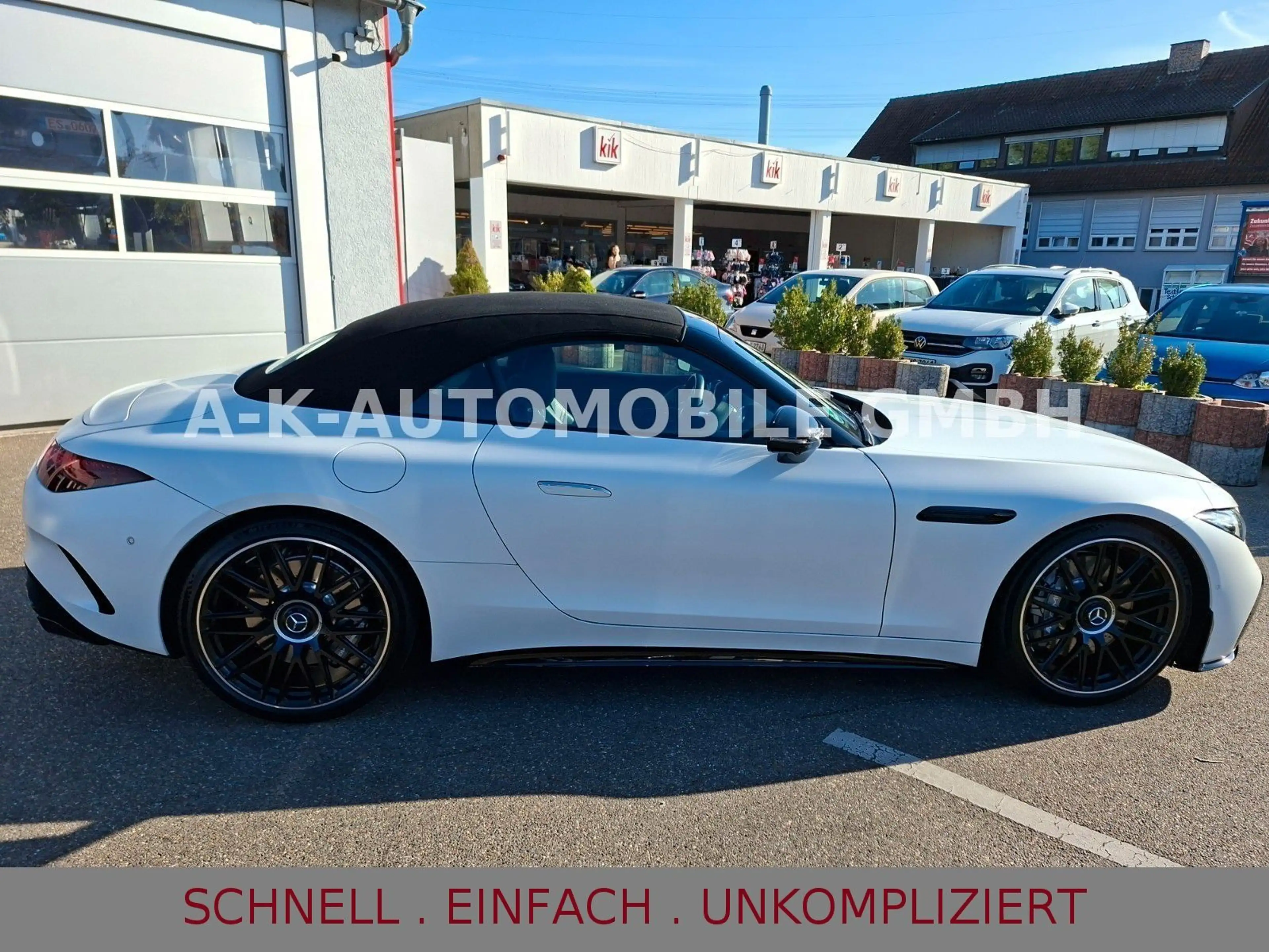 Mercedes-Benz SL 43 AMG Roadster — photo 11