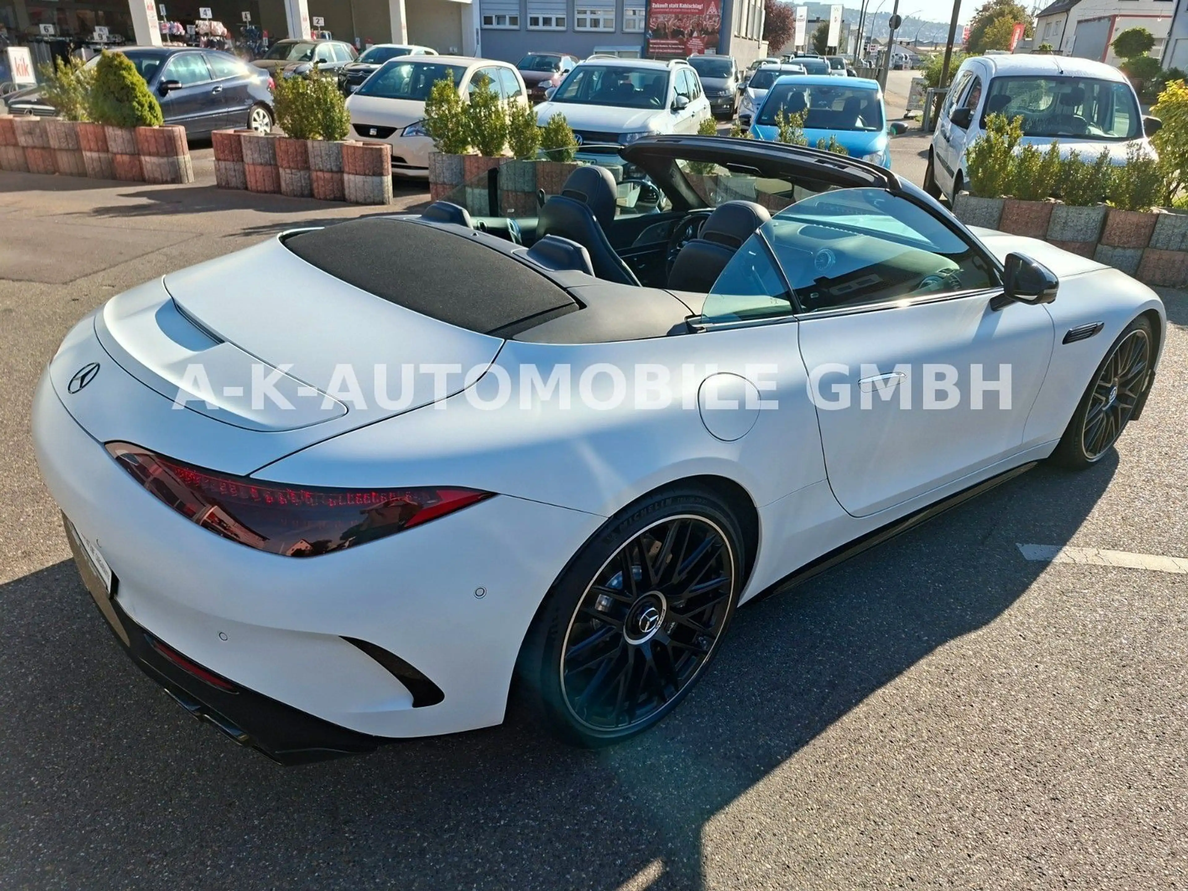 Mercedes-Benz SL 43 AMG Roadster — photo 10