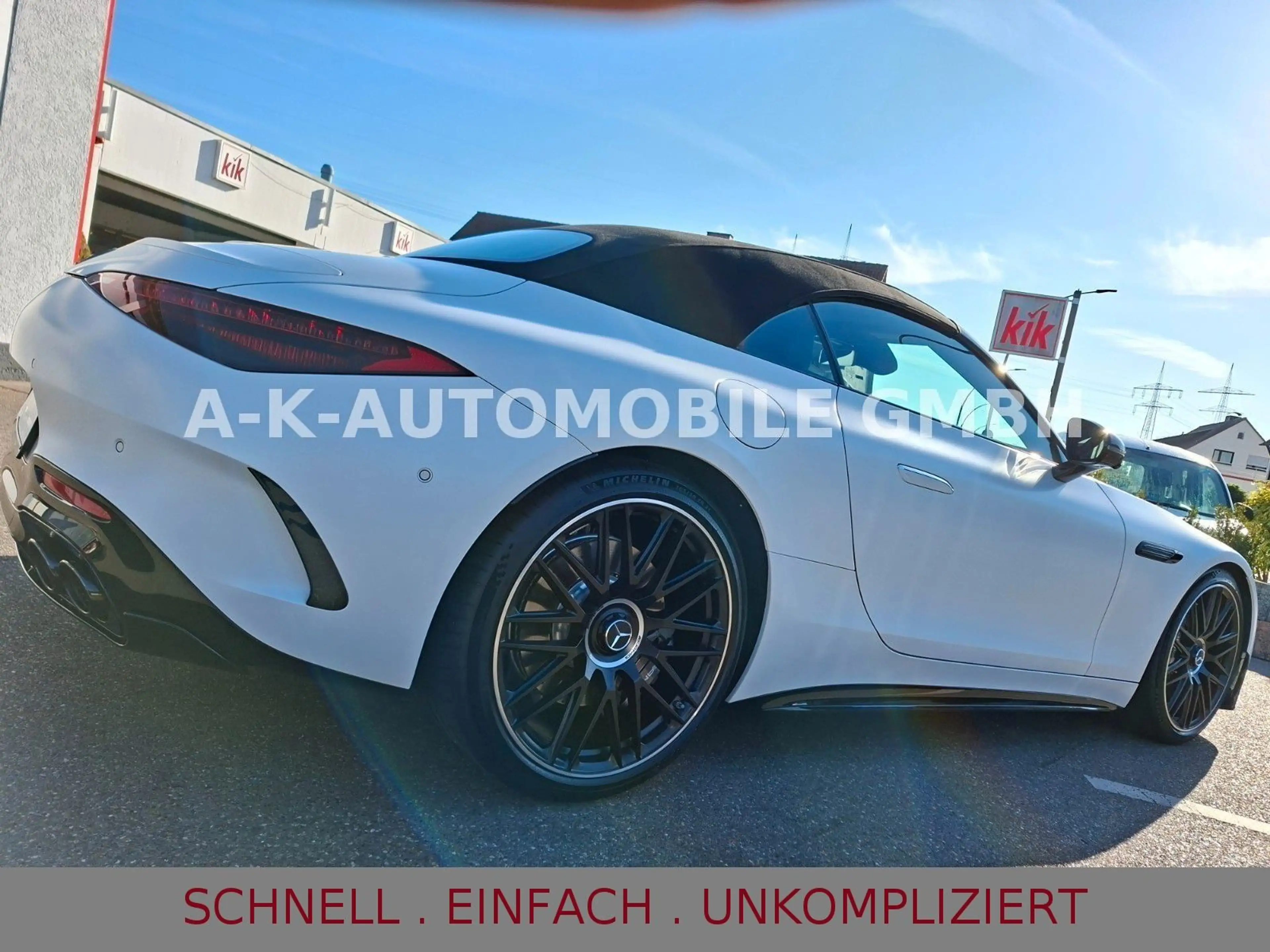 Mercedes-Benz SL 43 AMG Roadster — photo 9