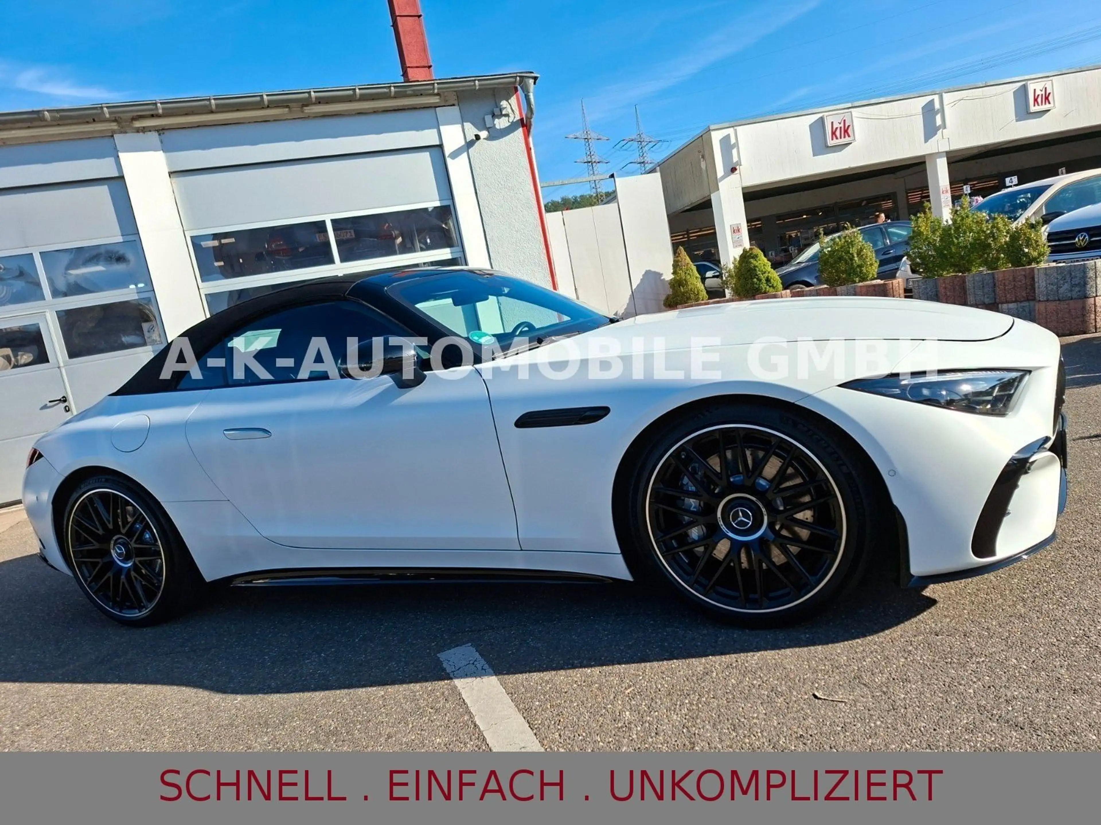 Mercedes-Benz SL 43 AMG Roadster — photo 12