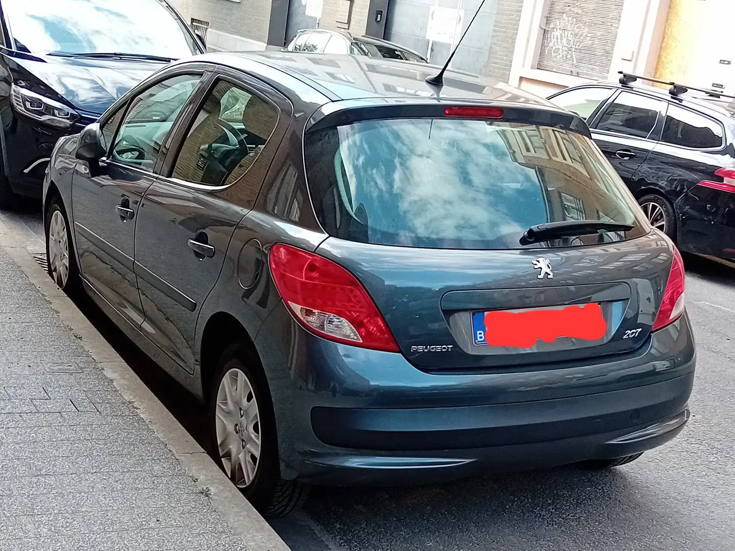 Peugeot 207 207 1.4i Millesim 200 Vert - 1