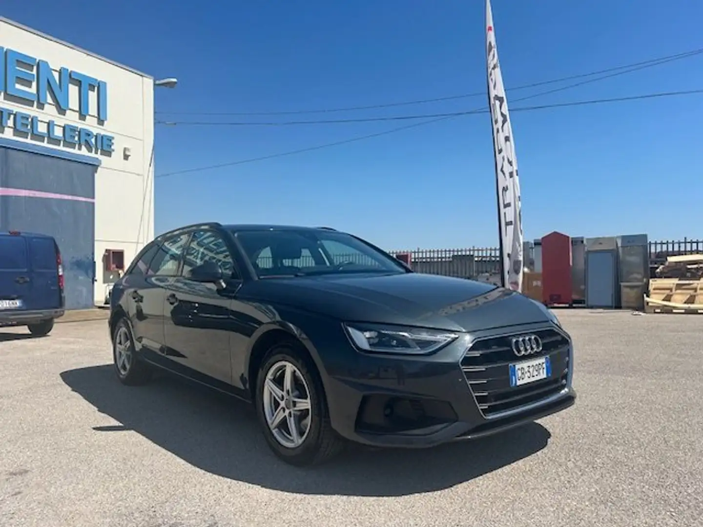 Audi A4 A4 V 2019 Avant Avant 35 2.0 tdi mhev Business Gris - 1