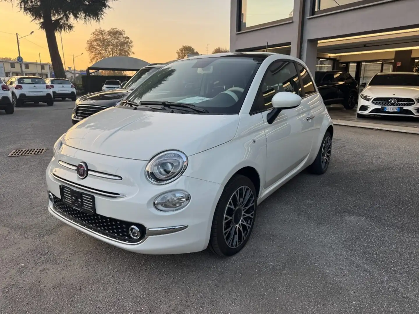 Fiat 500 1.0 Hybrid Dolcevita BIANCO GELATO 21.200KM Bianco - 1