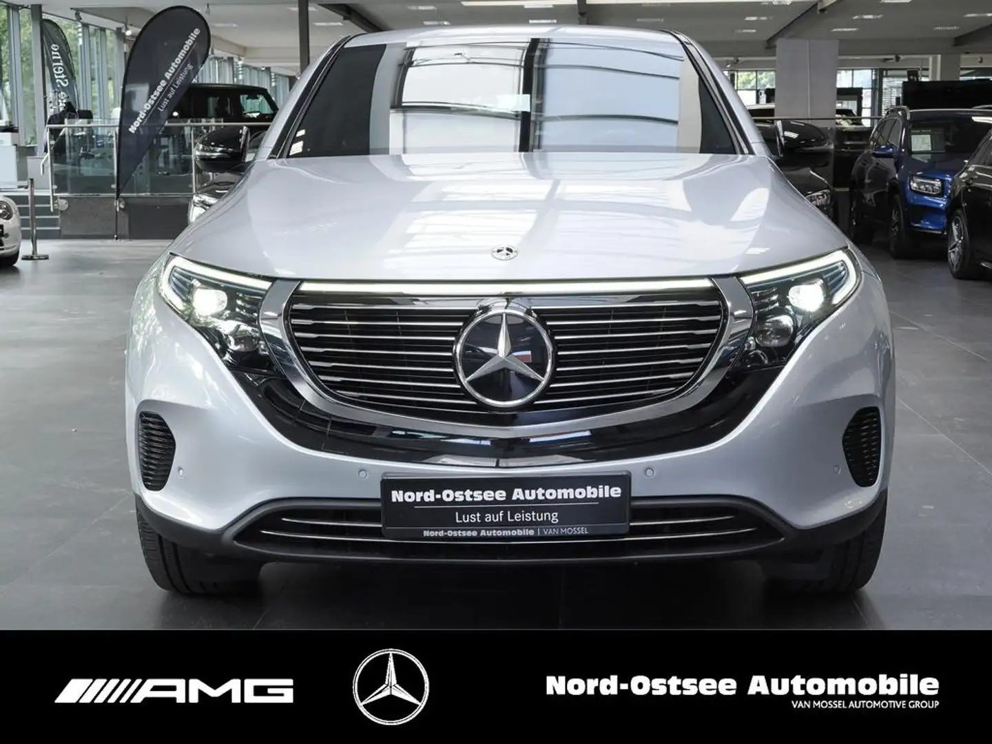 Mercedes-Benz EQC 400 4M  MULTIBEAM SITZHZG PDC TEMPOMAT Silber - 2