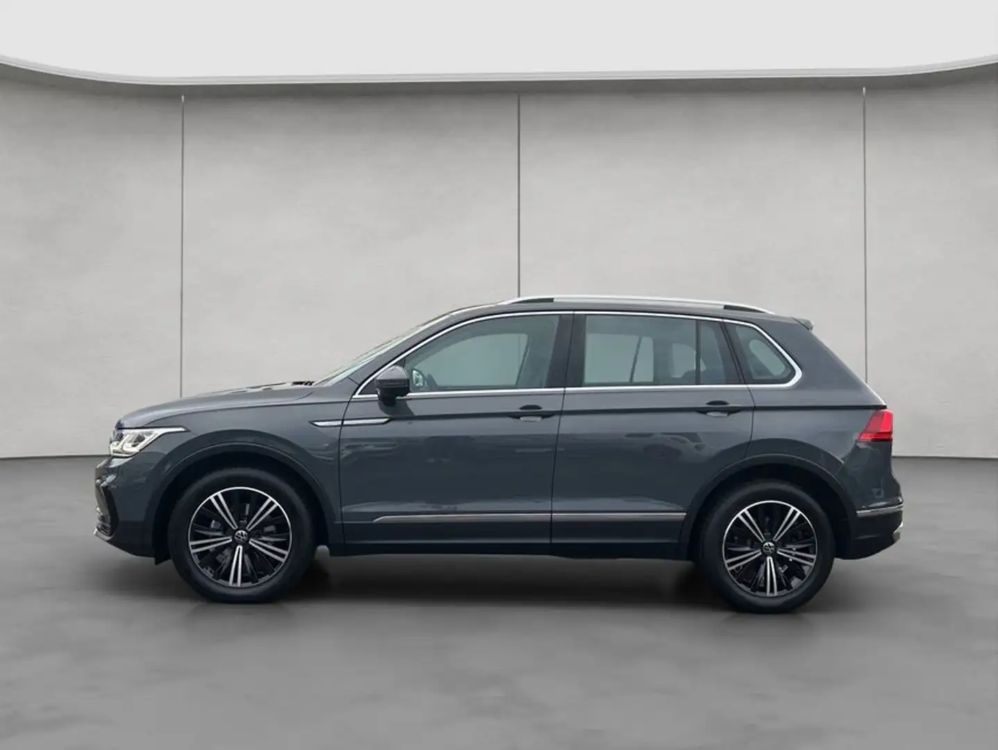 Volkswagen Tiguan 1.5 TSI OPF DSG Elegance Grau - 2