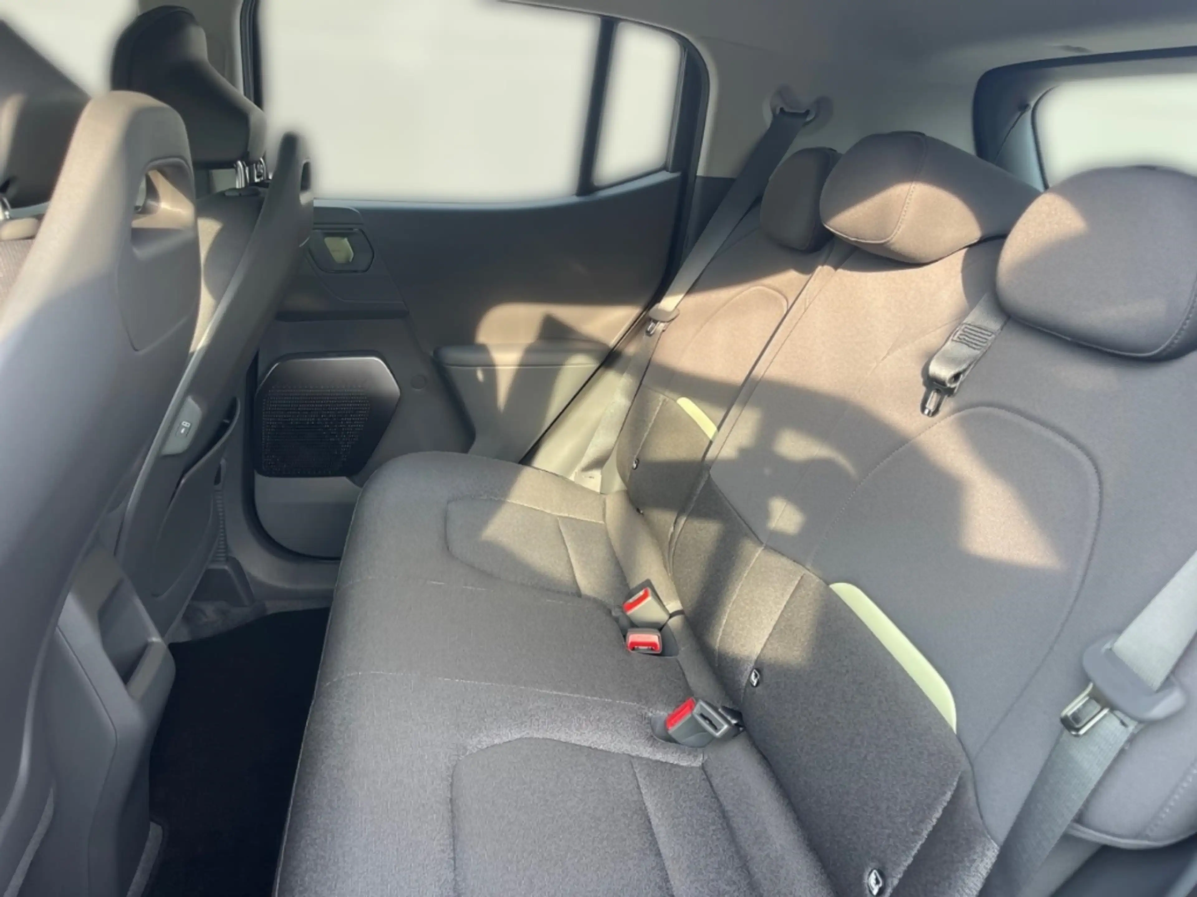 Kia EV2 42.2 Air P1 WP Navi LED Klimaautom Rückfahrkam. — photo 11